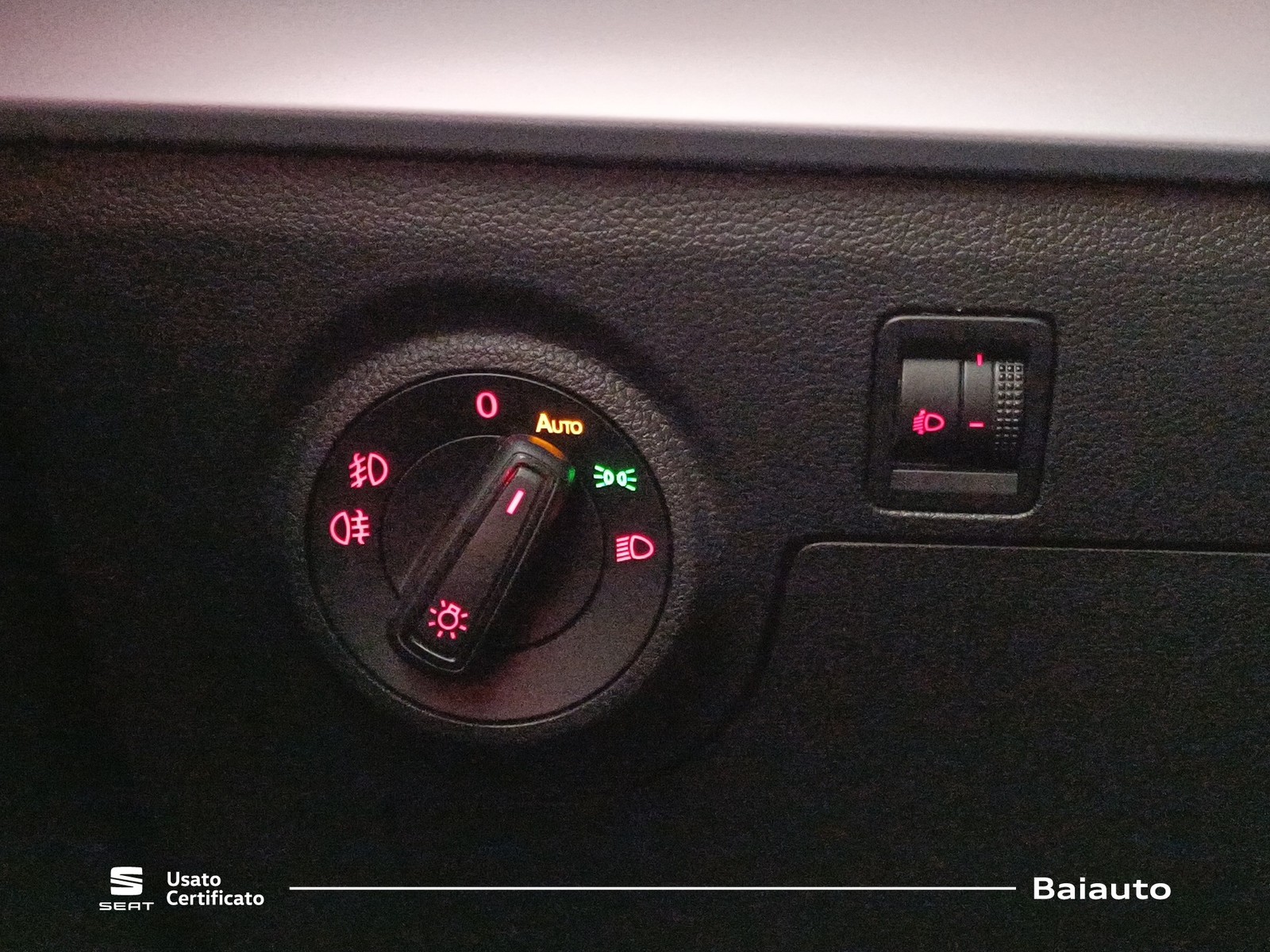 16 - Seat Ibiza 5 porte 1.0 ecotsi 95cv fr