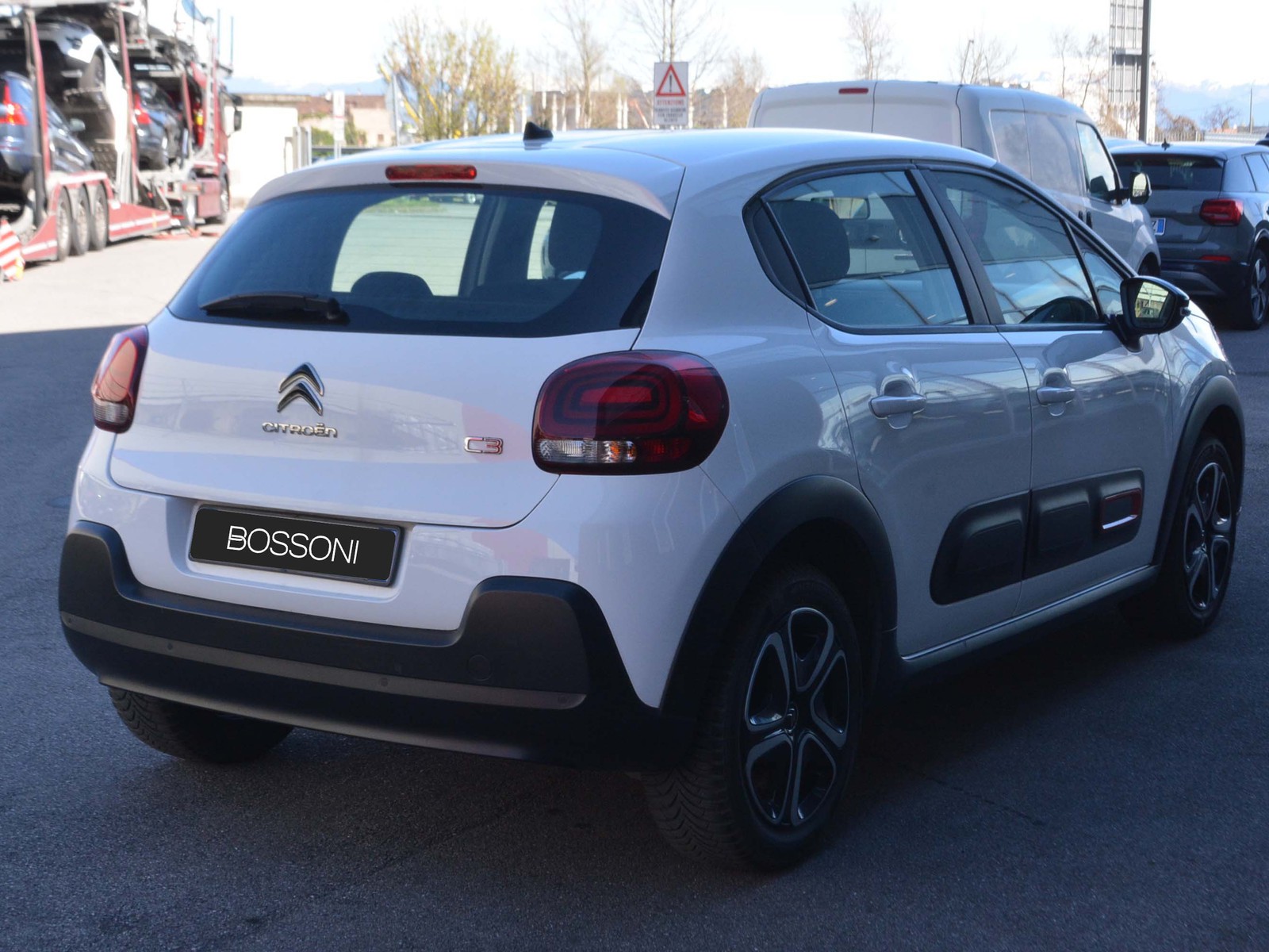 3 - Citroen C3 1.2 puretech 83cv feel pack s&s