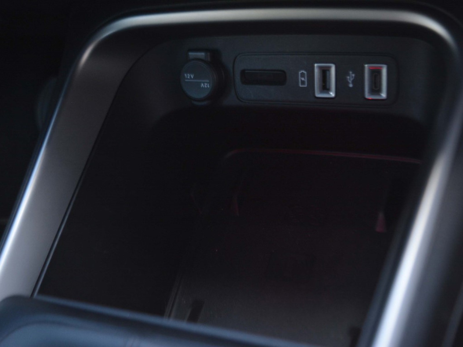 18 - Jeep Avenger 1.2 turbo 100cv summit fwd