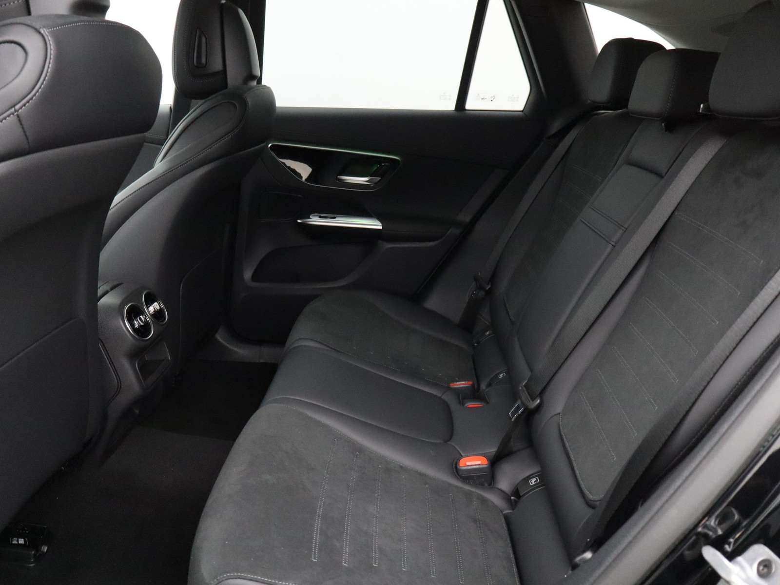 8 - Mercedes GLC suv 300 de plug in hybrid amg line advanced tech 4matic 9g-tronic