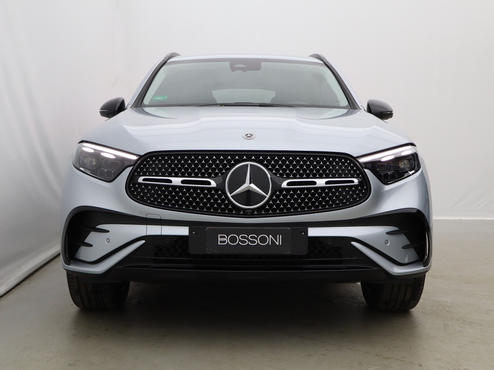 2 - Mercedes GLC suv 300 de plug in hybrid amg line advanced plus 4matic 9g-tronic