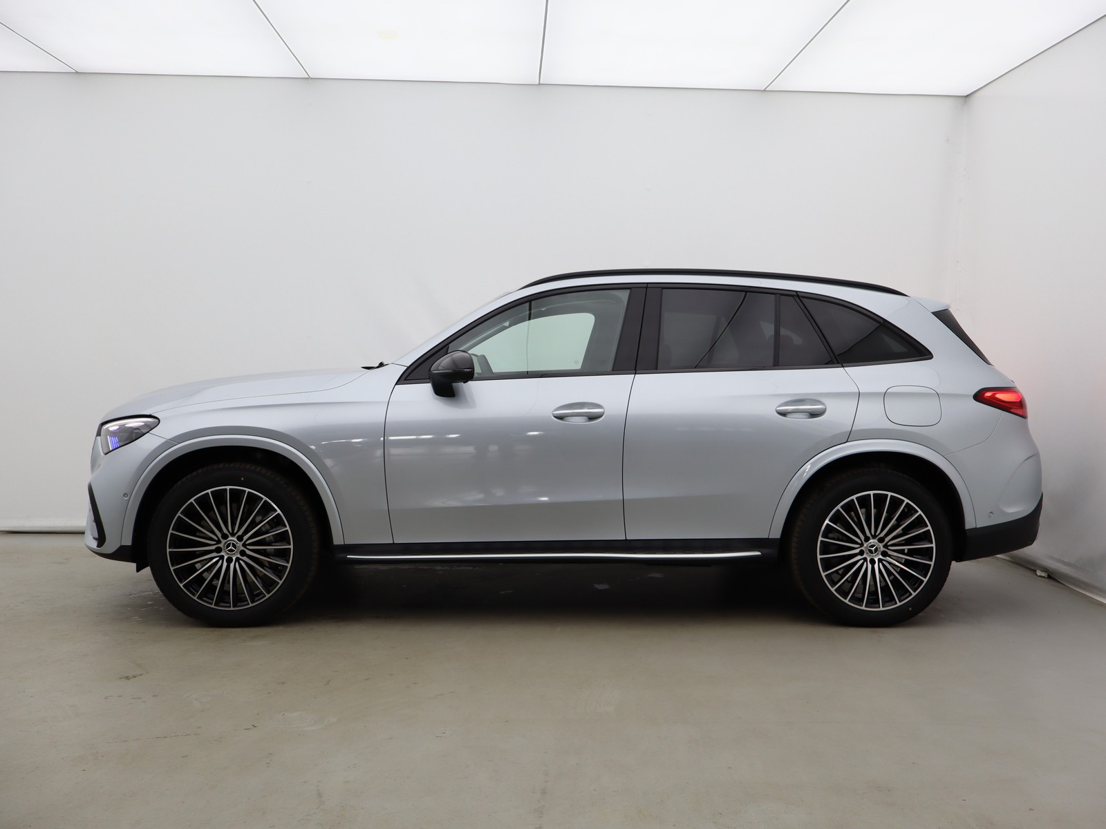 3 - Mercedes GLC suv 300 de plug in hybrid amg line advanced plus 4matic 9g-tronic
