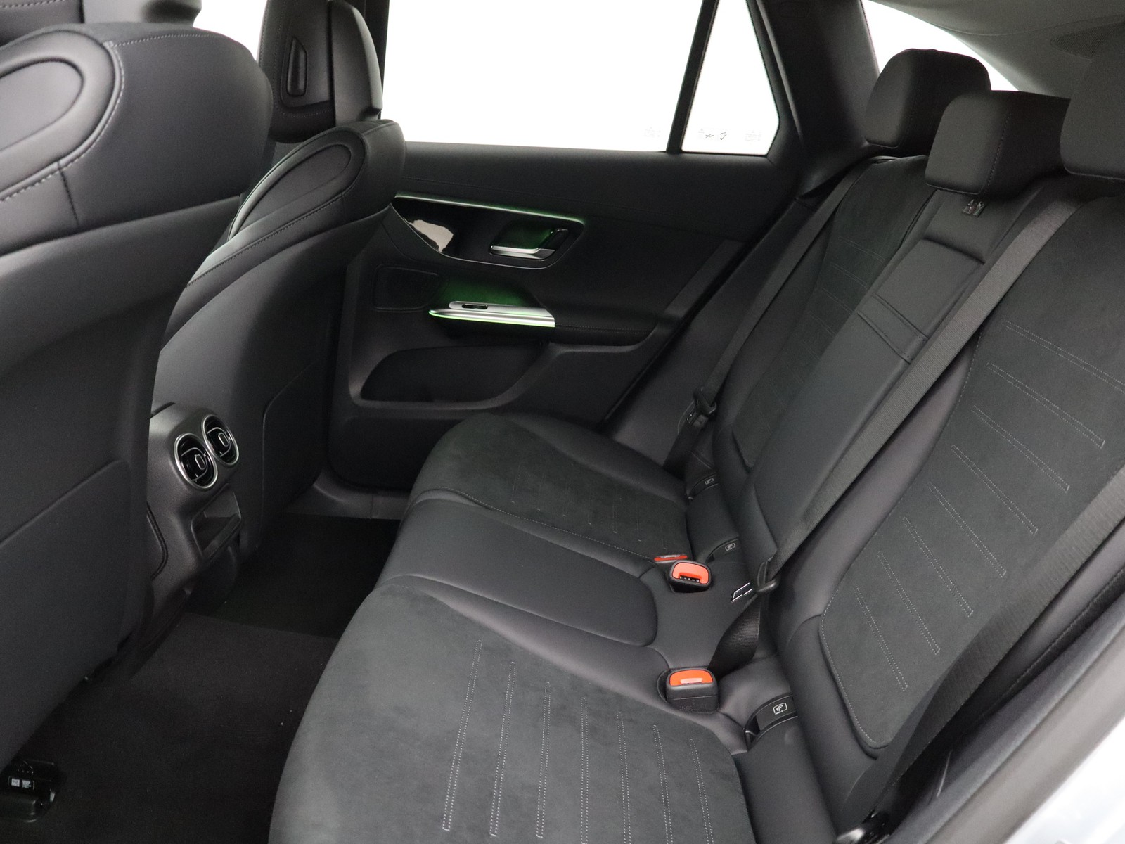 8 - Mercedes GLC suv 300 de plug in hybrid amg line advanced plus 4matic 9g-tronic