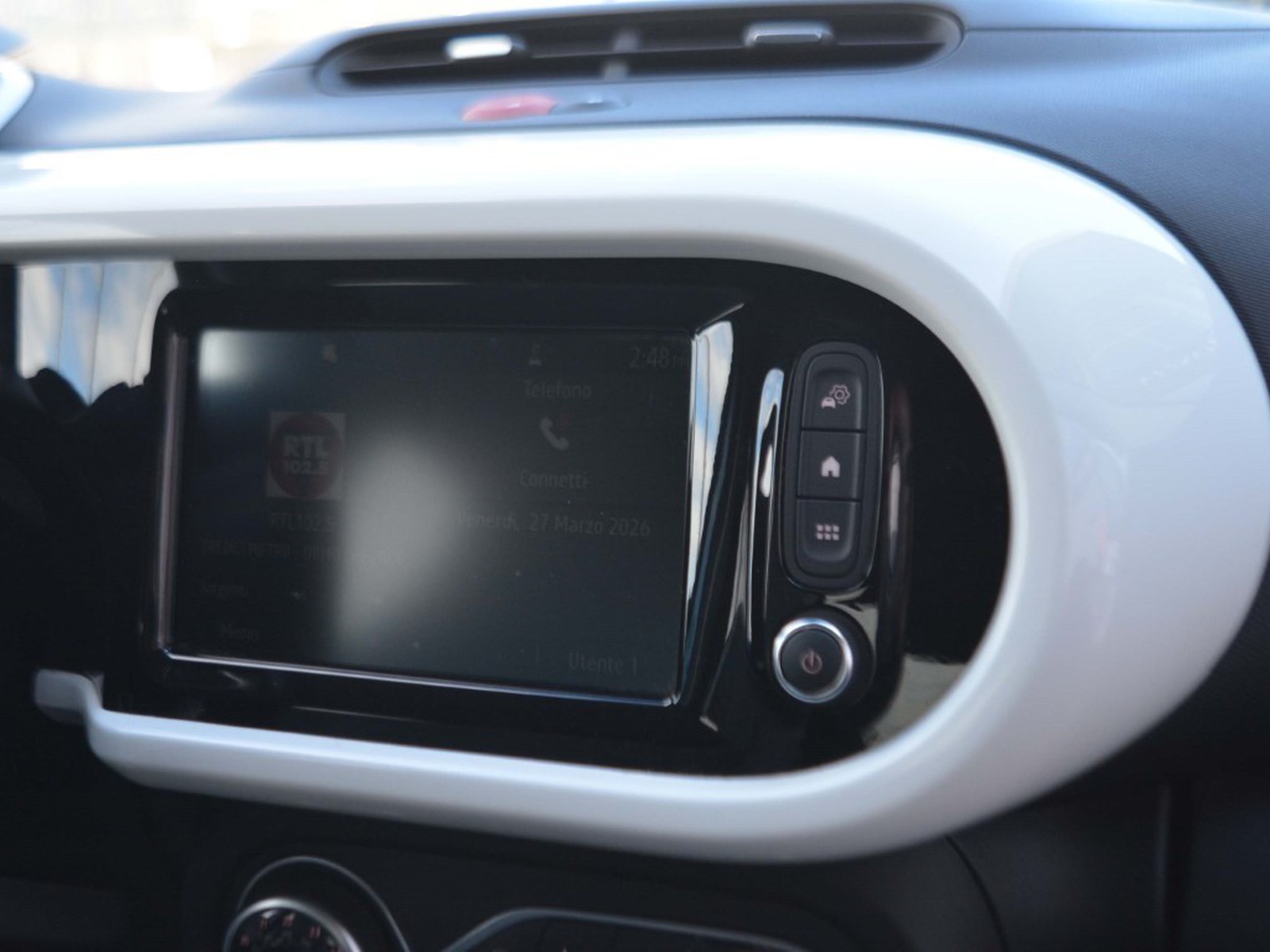 10 - Renault Twingo 22 kwh zen