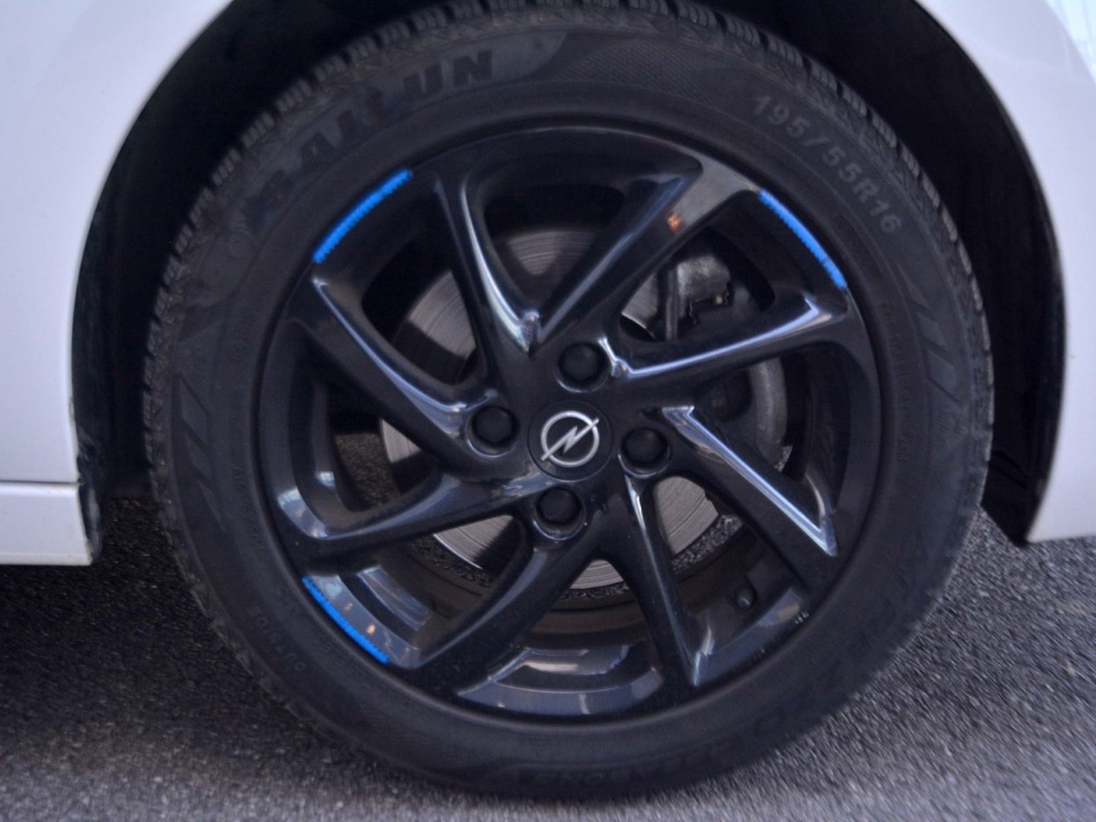 15 - Opel Corsa 5 porte 1.5 100cv elegance s&s