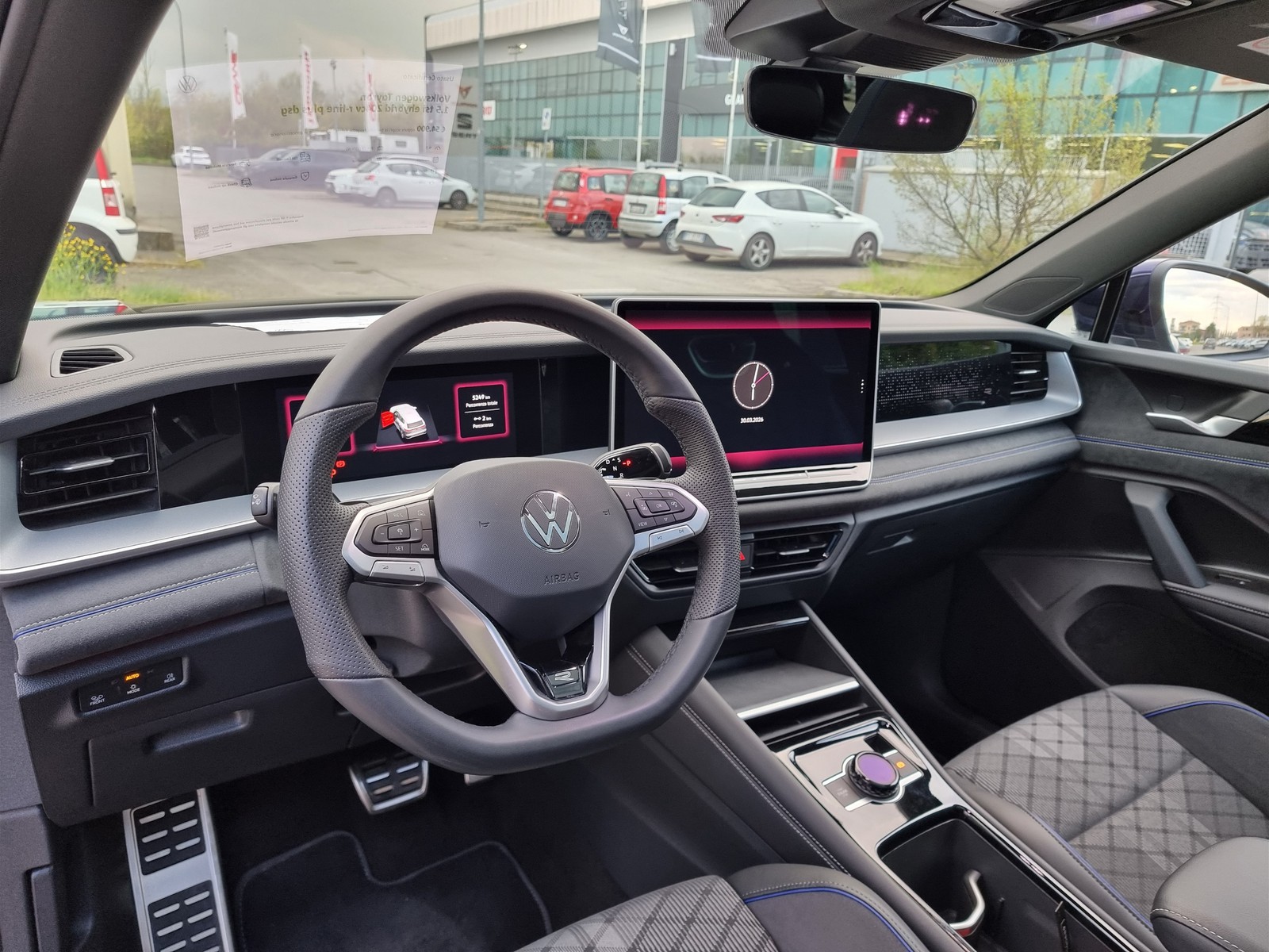 6 - Volkswagen Tayron 1.5 tsi ehybrid 204cv r-line plus dsg