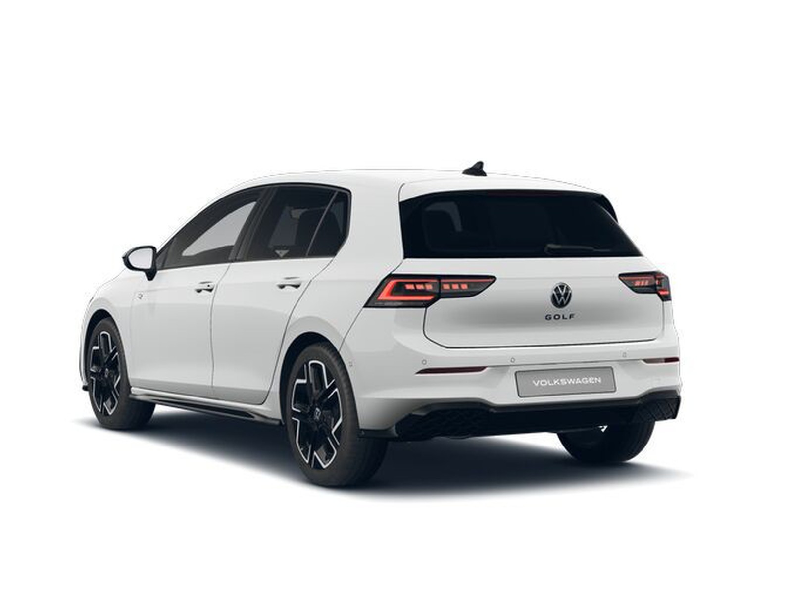 5 - Volkswagen Golf 1.5 etsi act 150cv r-line plus