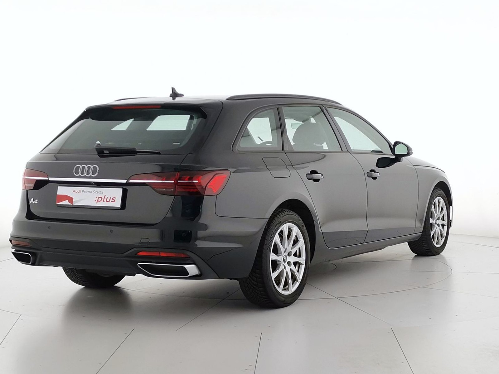 2 - Audi A4 avant 35 2.0 tdi mhev 163cv business s tronic