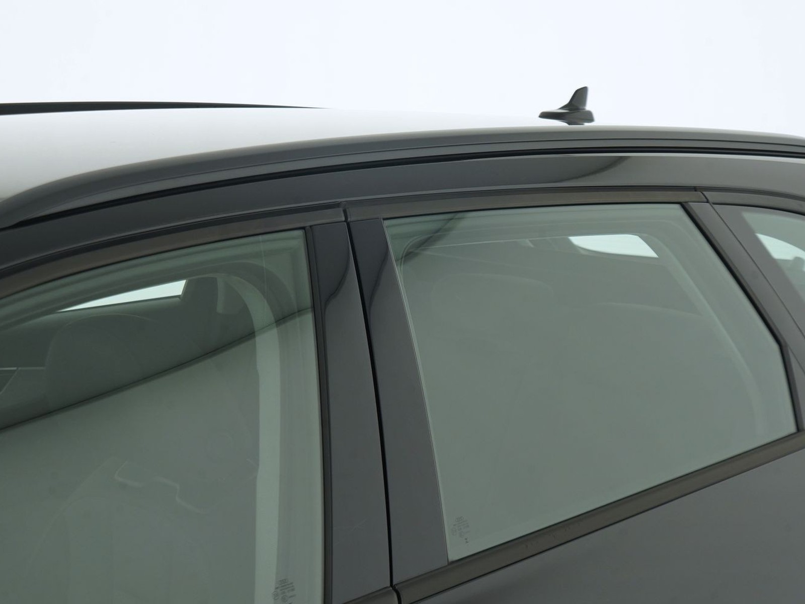 32 - Audi A4 avant 35 2.0 tdi mhev 163cv business s tronic