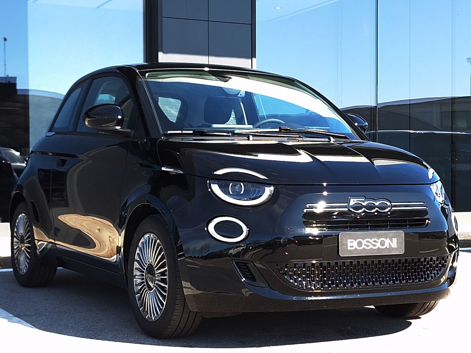 3 - Fiat 500 1.0 hybrid torino