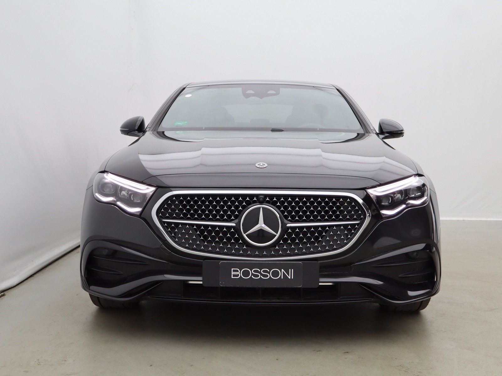 2 - Mercedes Classe E berlina 300 de plug in hybrid amg line premium 4matic 9g-tronic