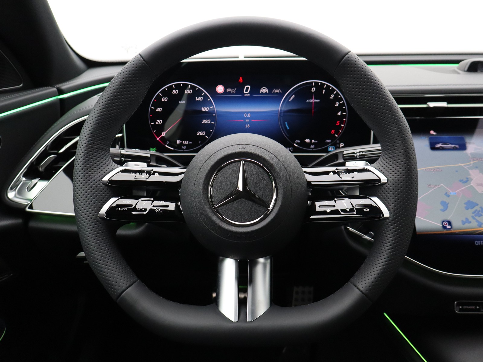 17 - Mercedes Classe E berlina 300 de plug in hybrid amg line premium 4matic 9g-tronic