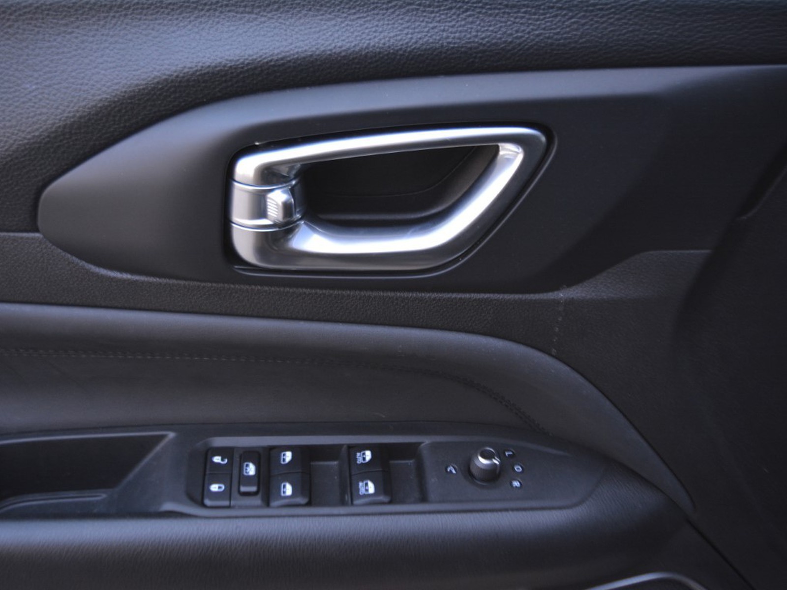 14 - Jeep Compass 1.6 multijet ii 130cv s 2wd