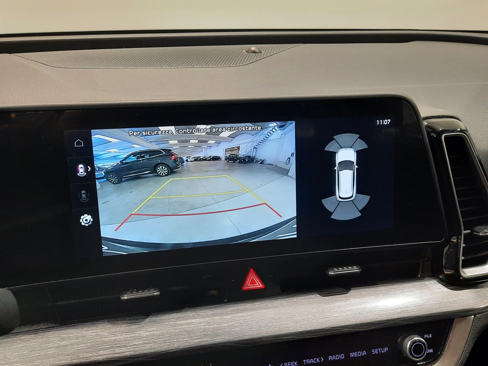 17 - Kia Sportage 1.6 t-gdi mhev business imt