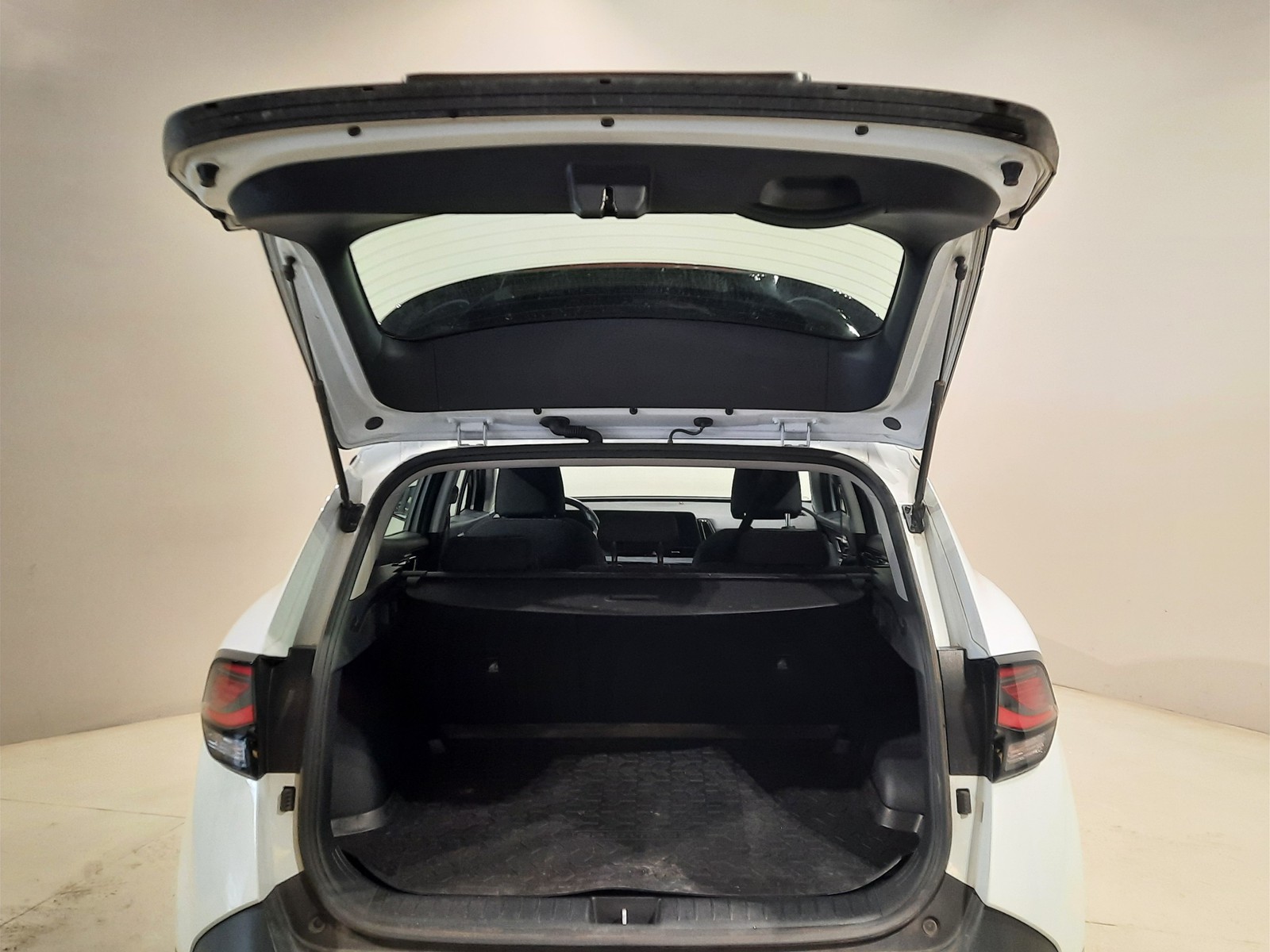 18 - Kia Sportage 1.6 t-gdi mhev business imt