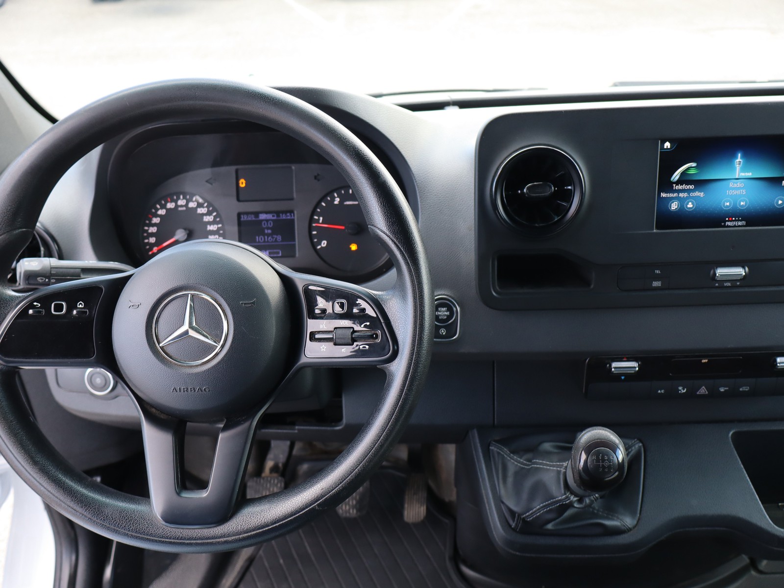 10 - Mercedes Vans Sprinter 311 2.1 cdi f 39/33 fwd e6