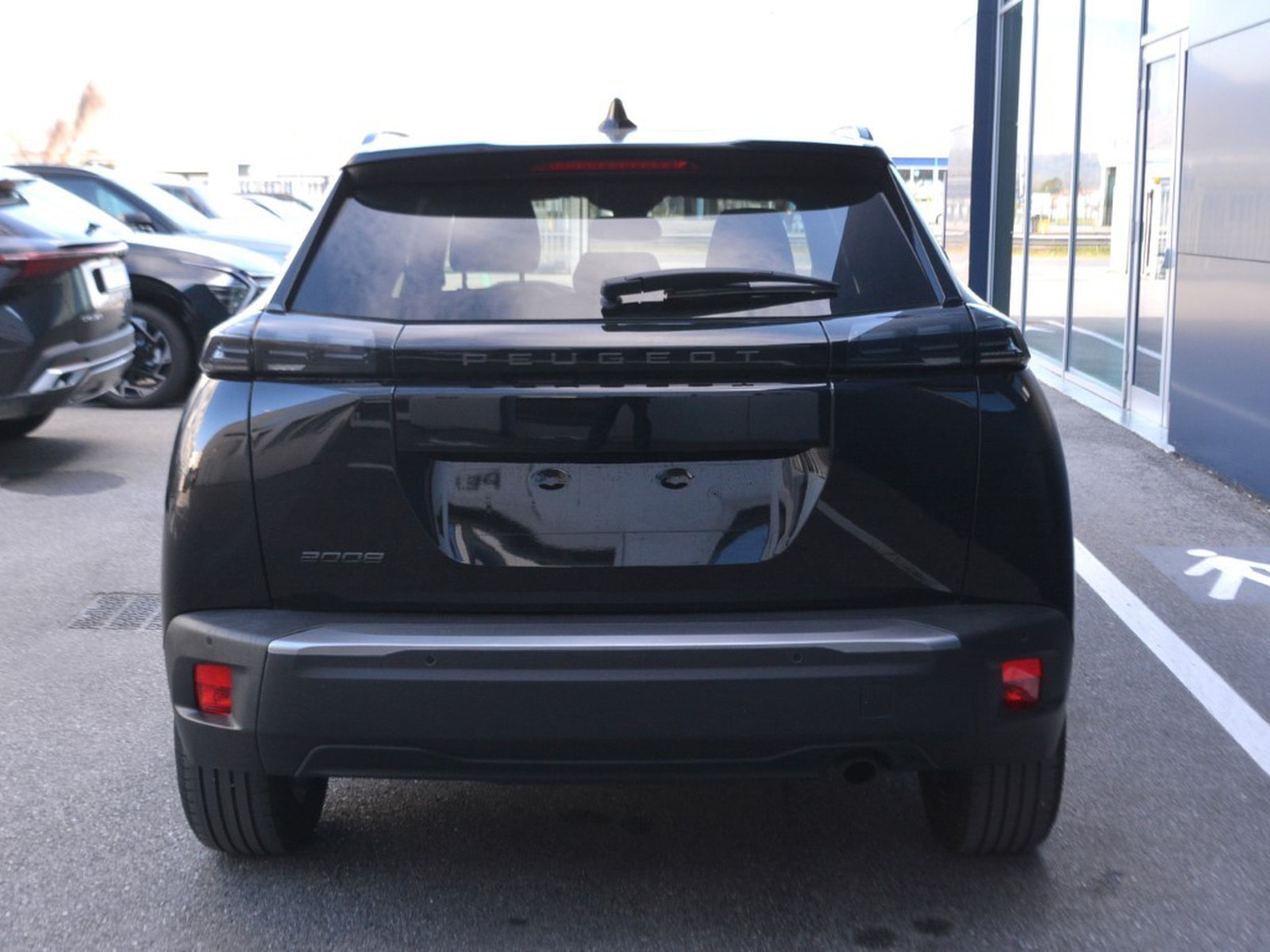 4 - Peugeot 2008 1.2 puretech 100cv allure s&s