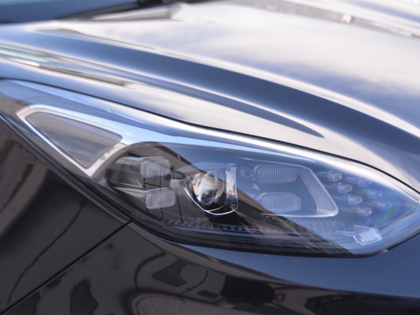 21 - Kia Sportage 1.6 crdi 115cv energy 2wd