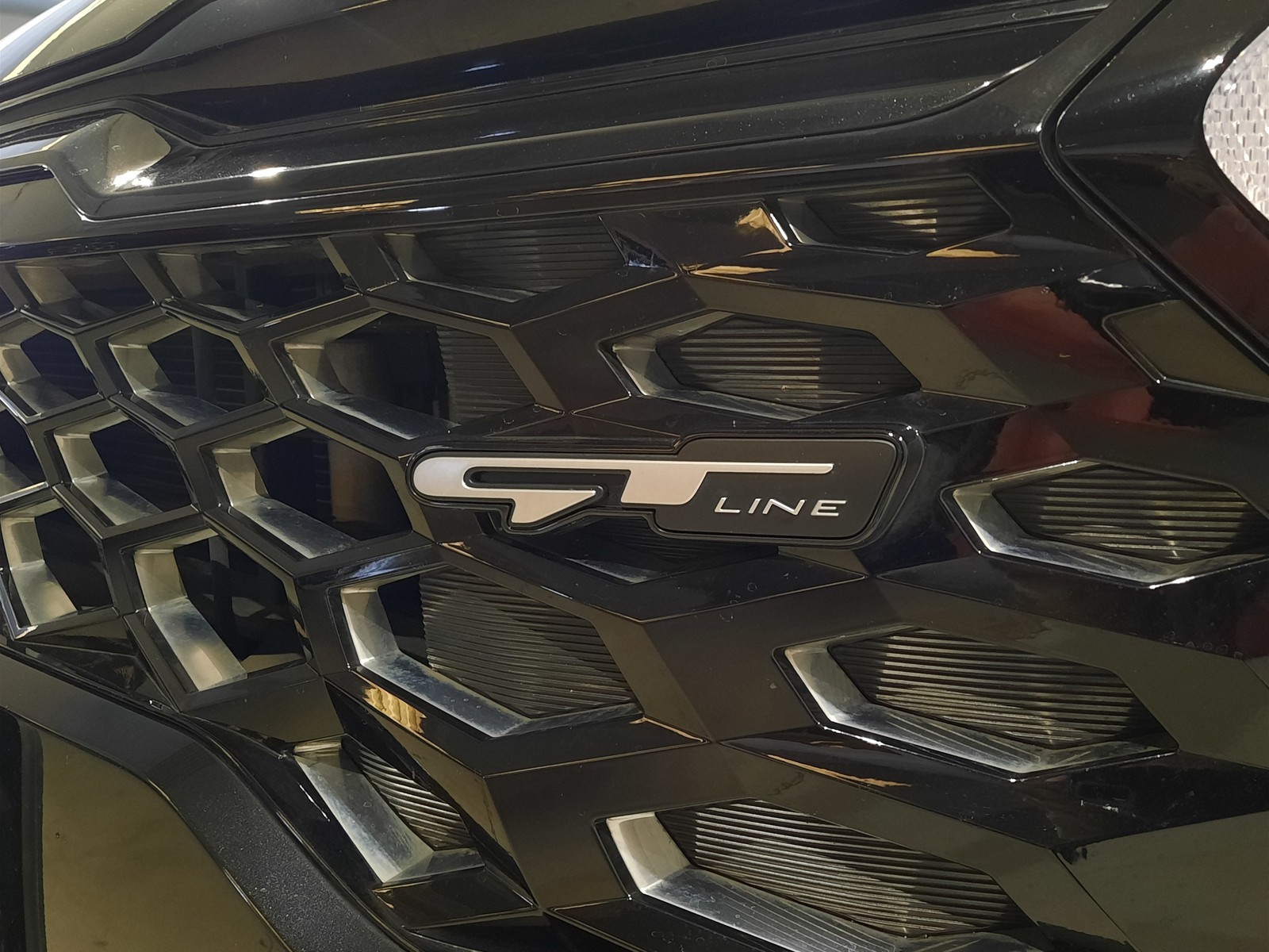 30 - Kia Sportage 1.6 t-gdi hev gt-line at6