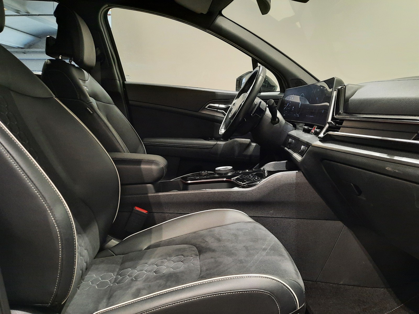 9 - Kia Sportage 1.6 t-gdi hev gt-line at6