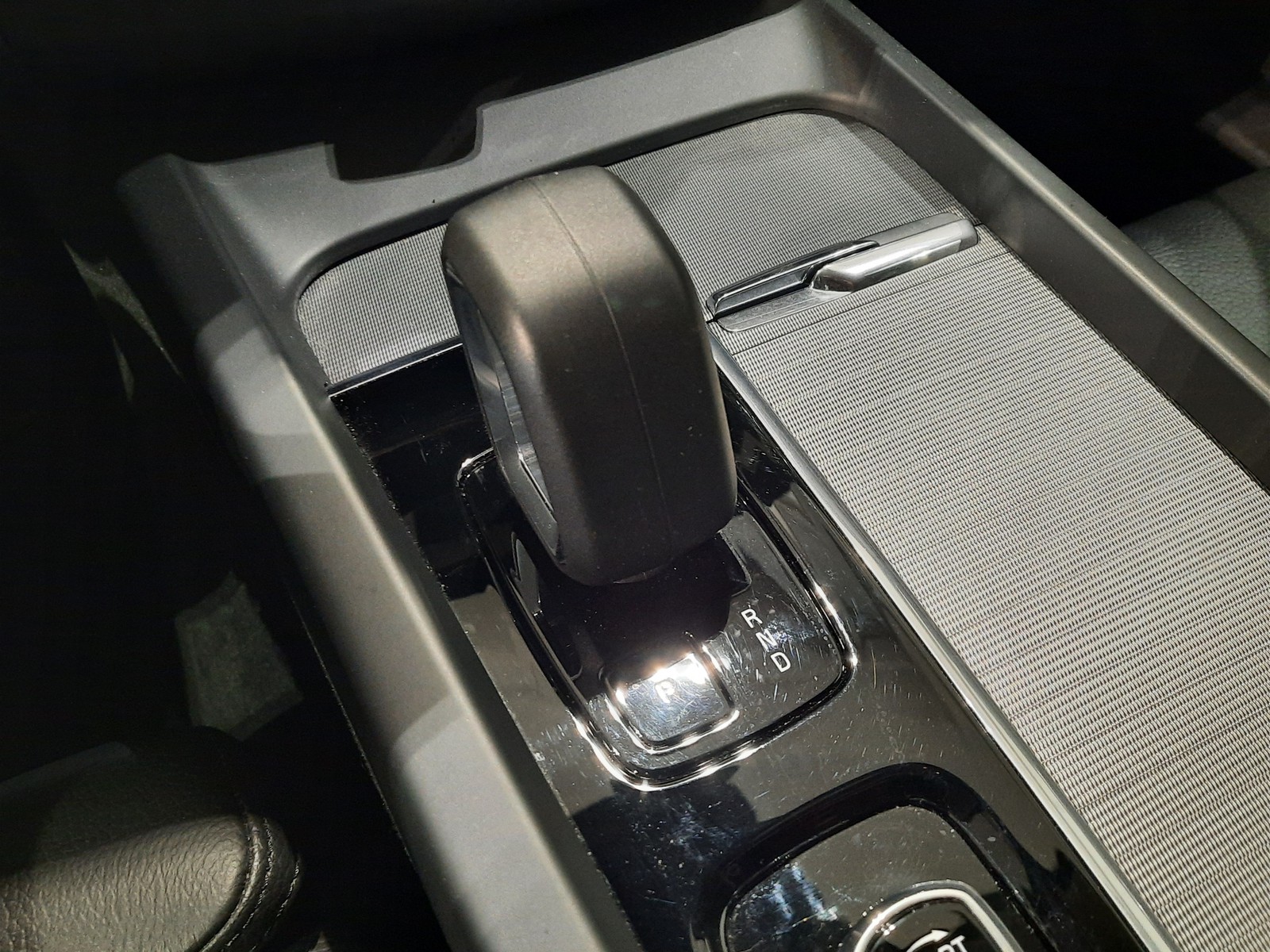 12 - Volvo XC60 2.0 b4 plus bright automatico