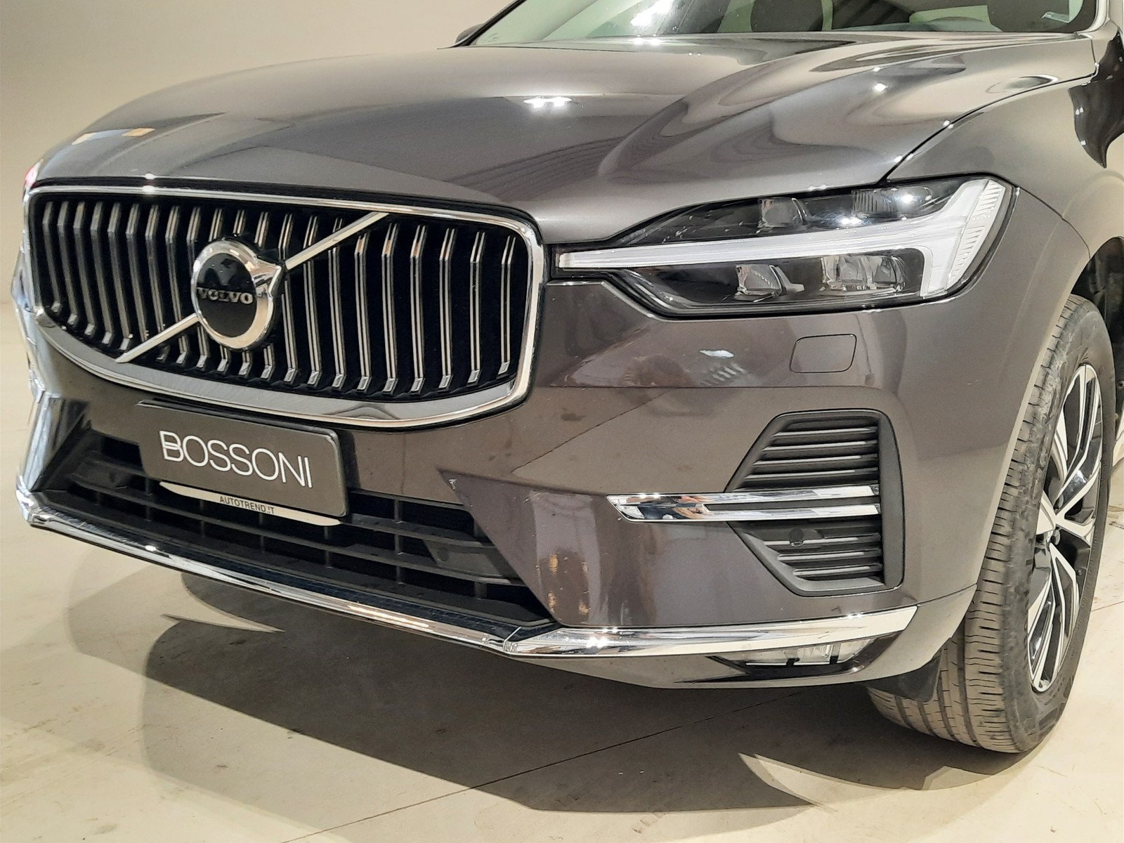 26 - Volvo XC60 2.0 b4 plus bright automatico