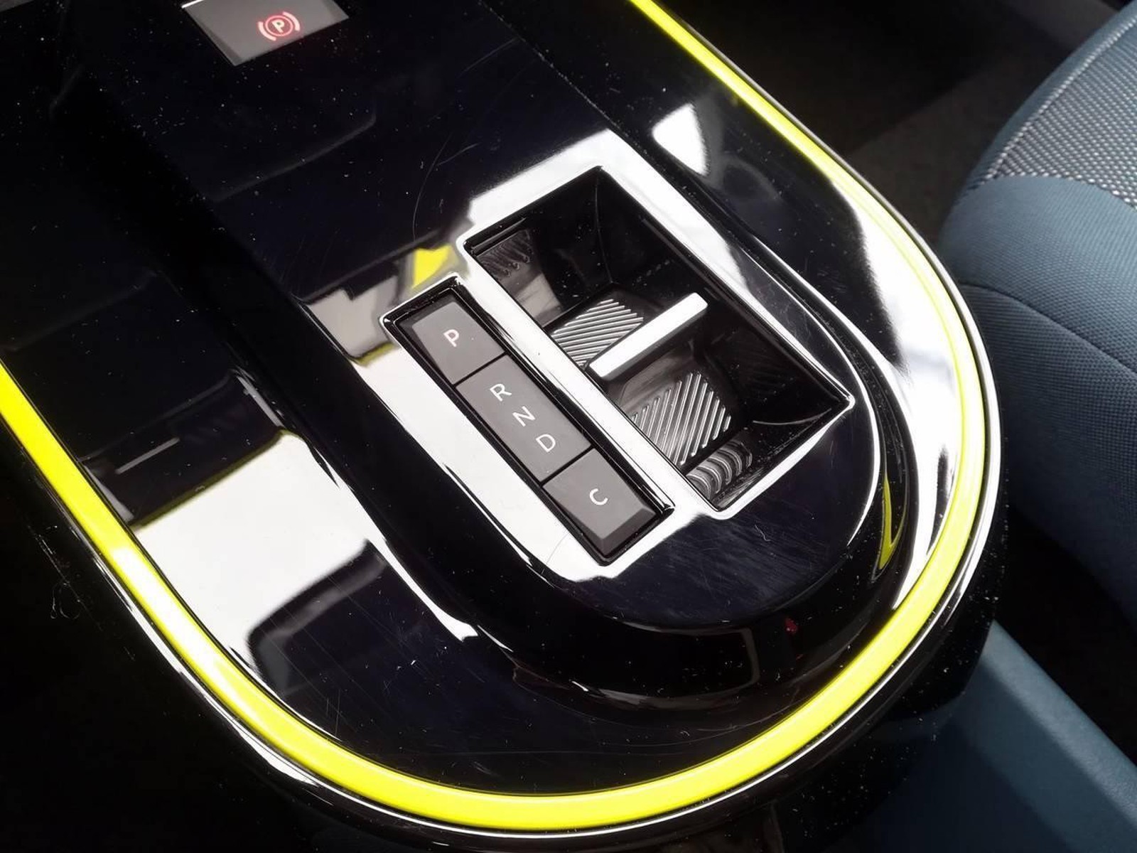 10 - Fiat Grande Panda 44 kwh la prima