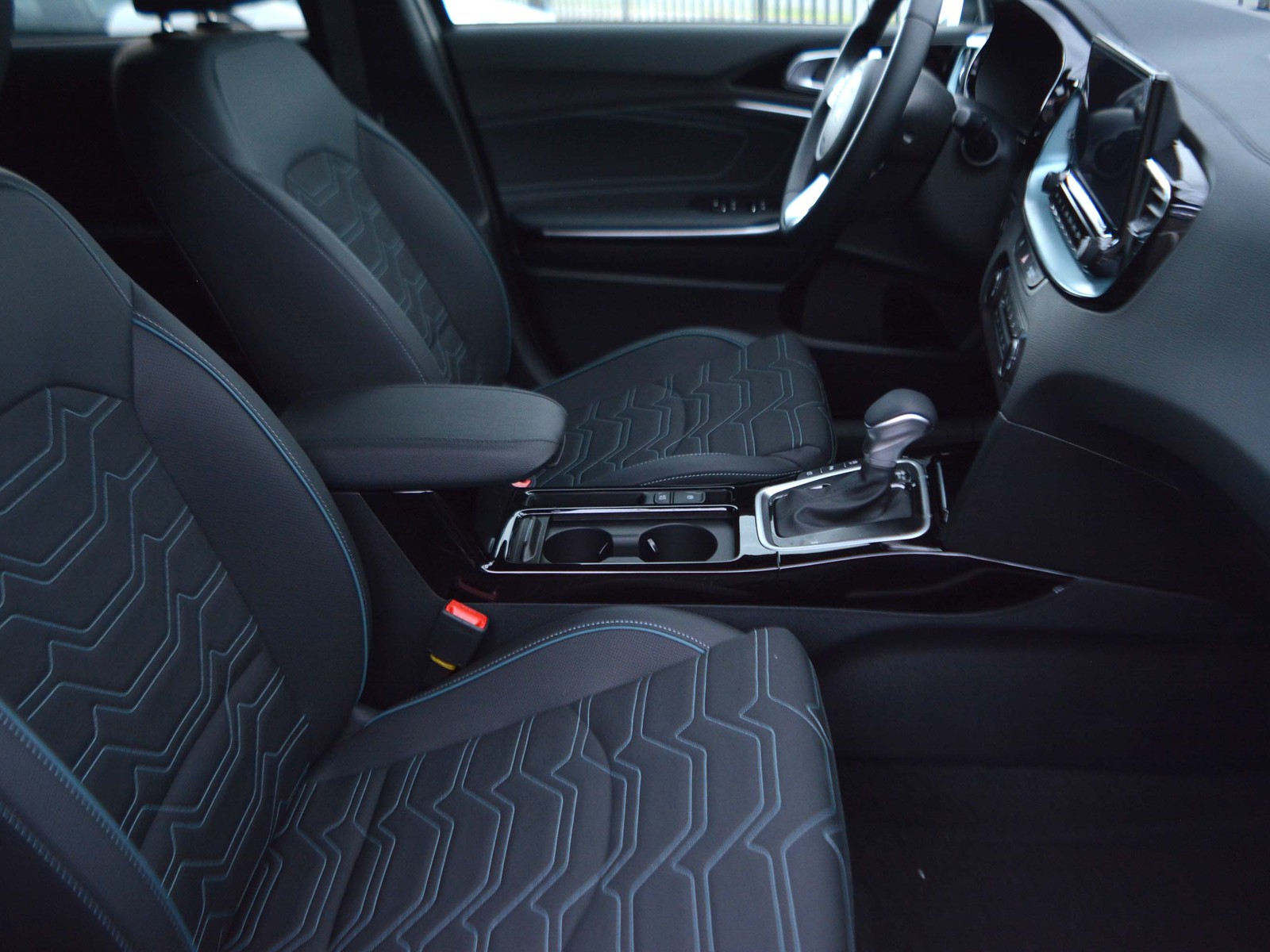 5 - Kia Xceed 1.6 t-gdi 150cv special edition dct7