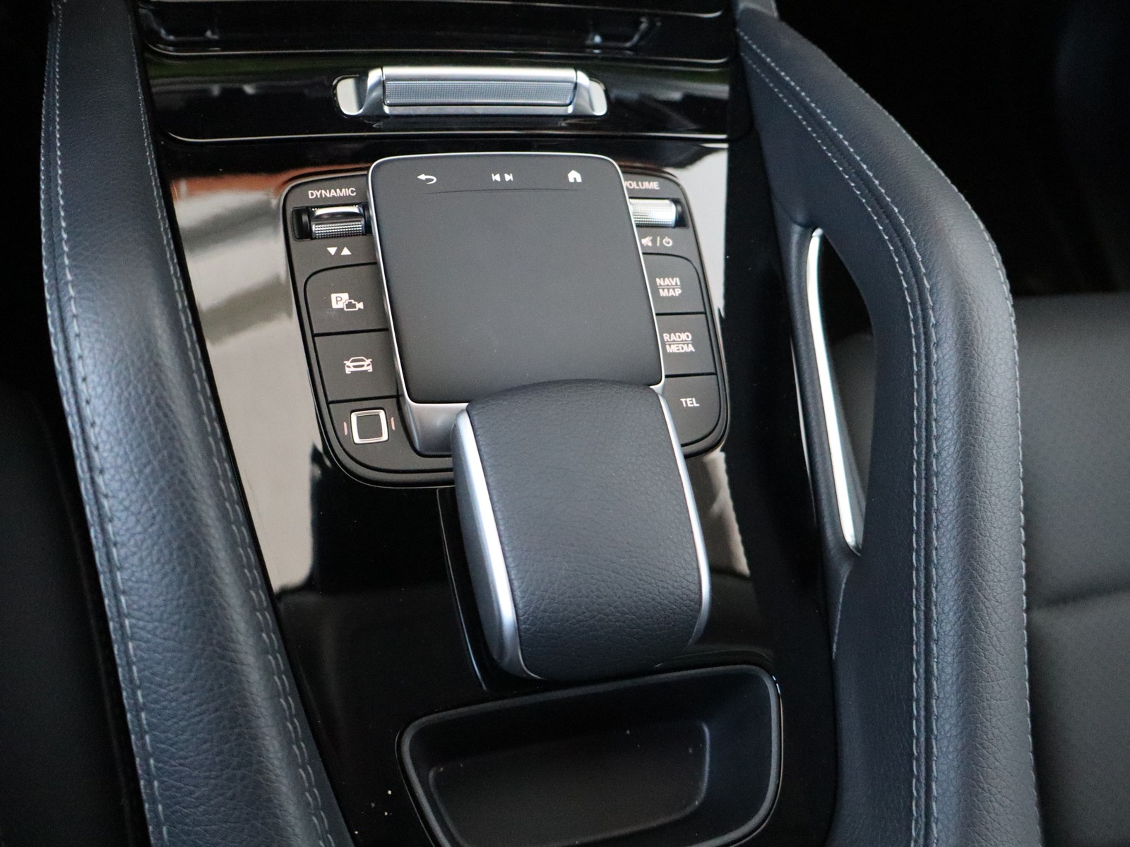 14 - Mercedes Classe GLE gle 300 d mild hybrid advanced 4matic 9g-tronic plus