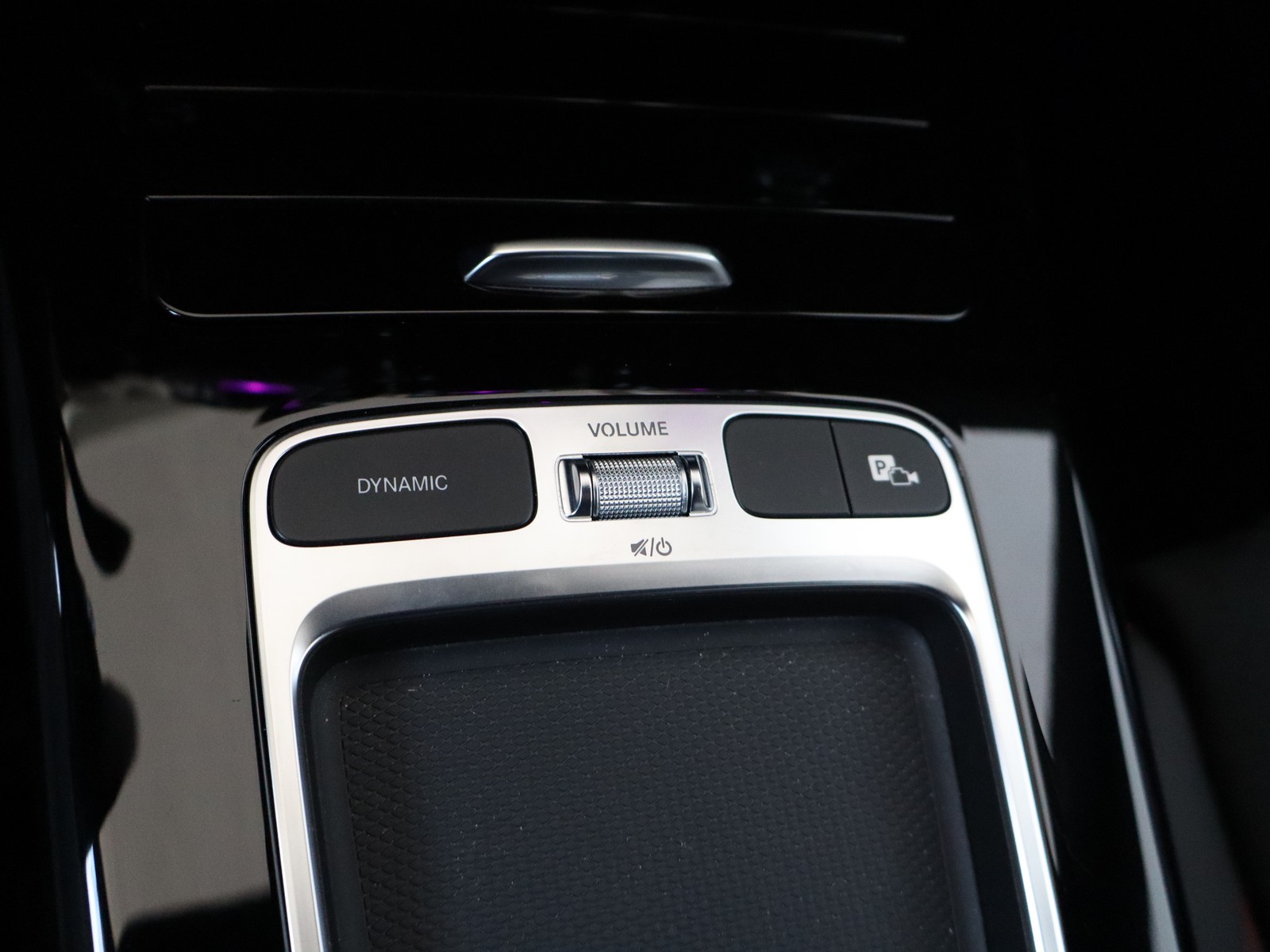 15 - Mercedes CLA coupe 200 amg line advanced plus 7g-dct