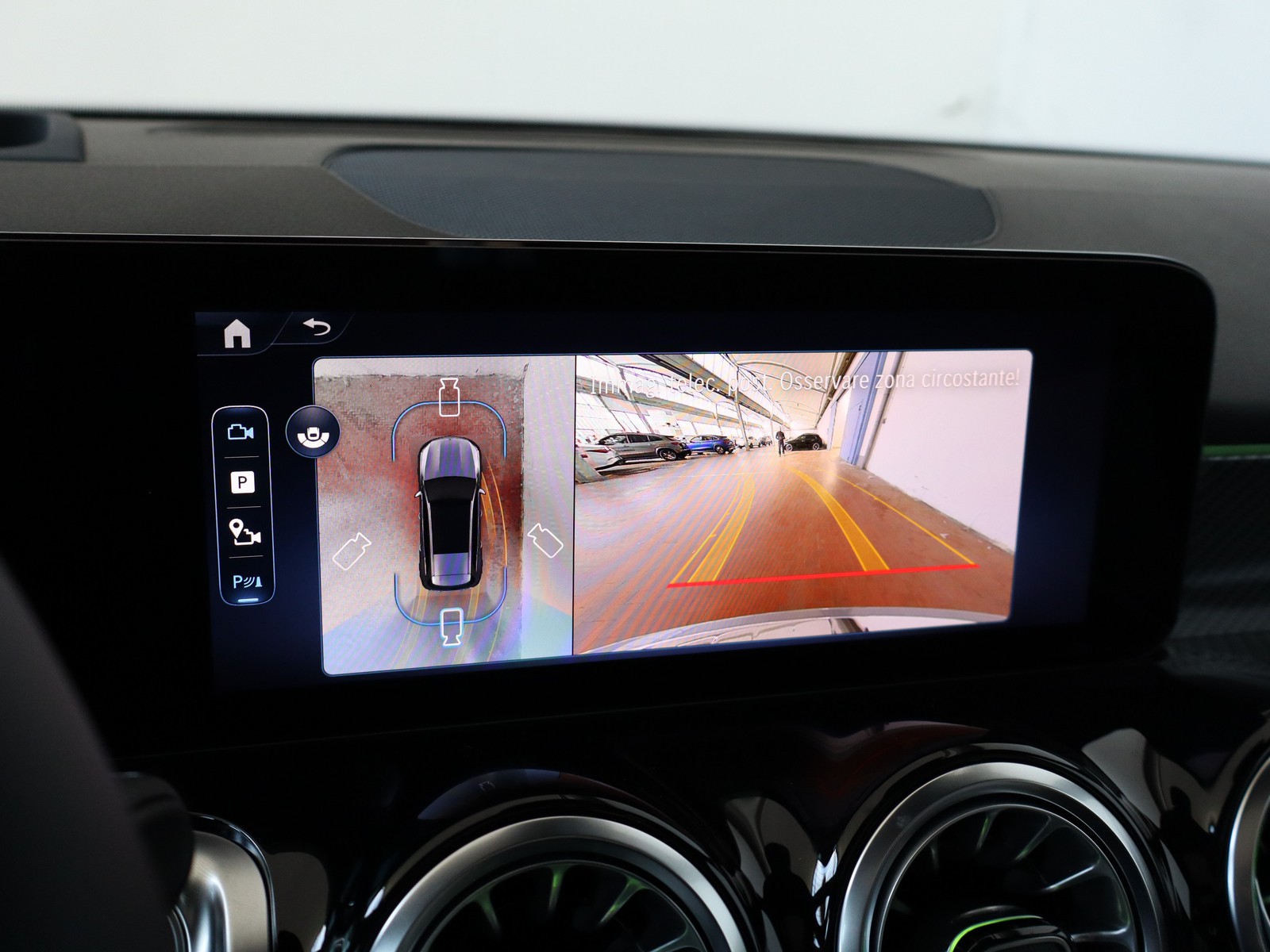 11 - Mercedes GLB 250 amg line premium plus 4matic 8g-dct