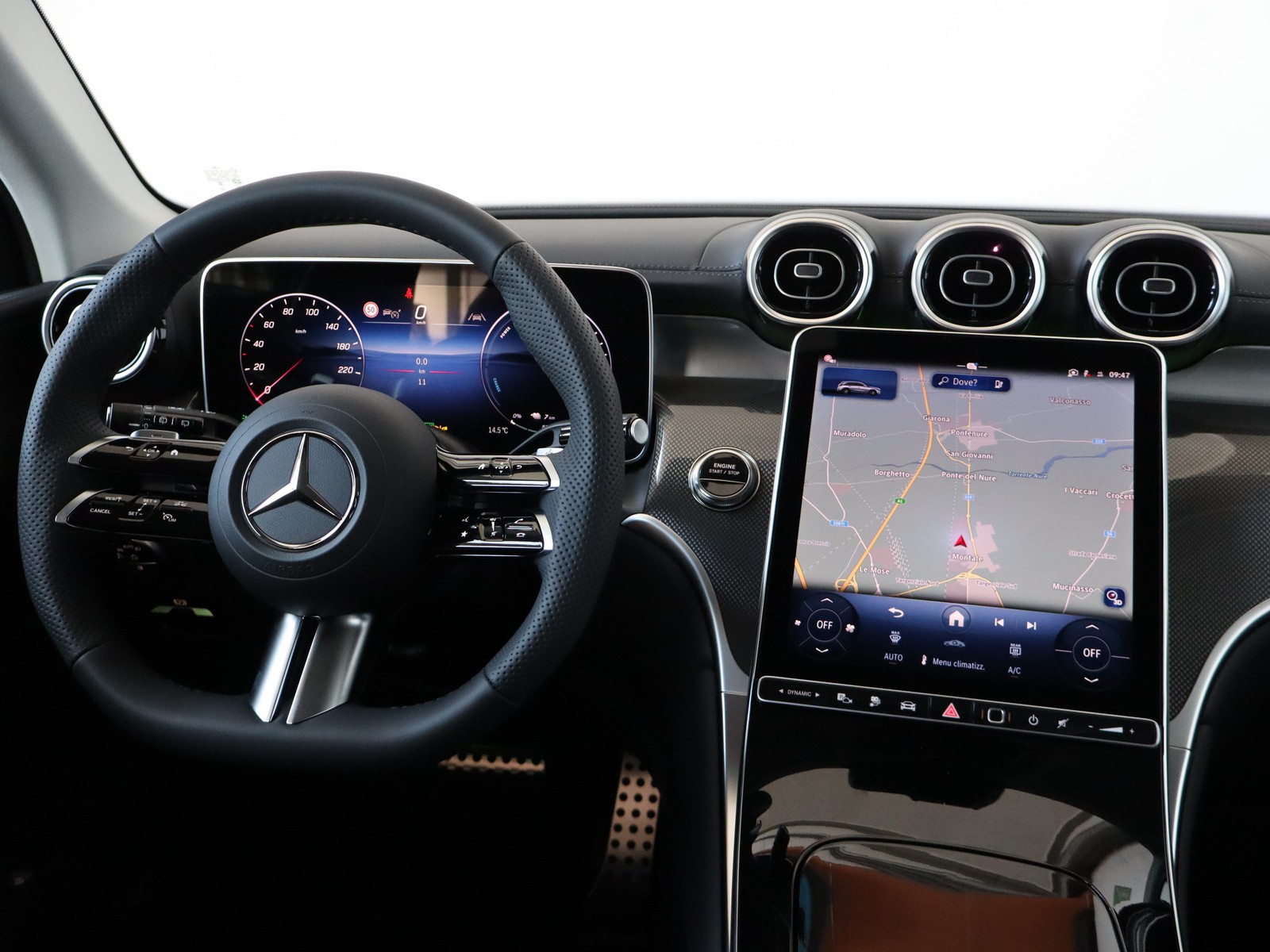 12 - Mercedes GLC suv 300 de plug in hybrid amg line advanced tech 4matic 9g-tronic