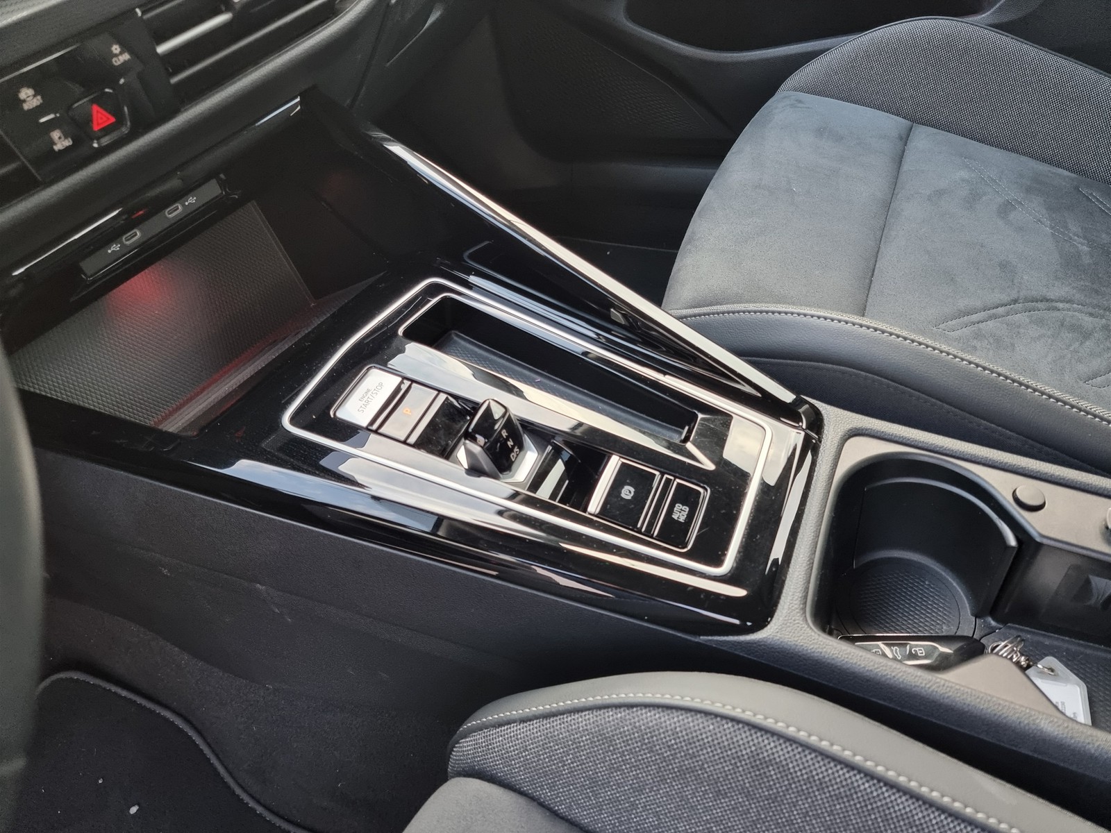 8 - Volkswagen Golf 2.0 tdi scr 150cv style dsg