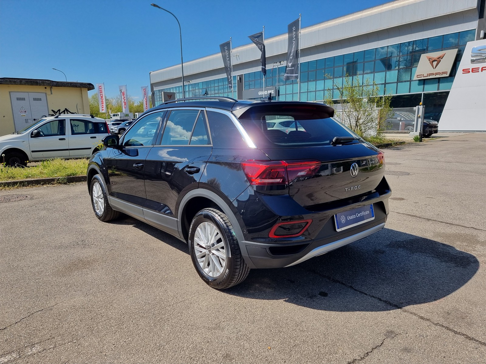 4 - Volkswagen T-Roc 2.0 tdi scr 115cv life