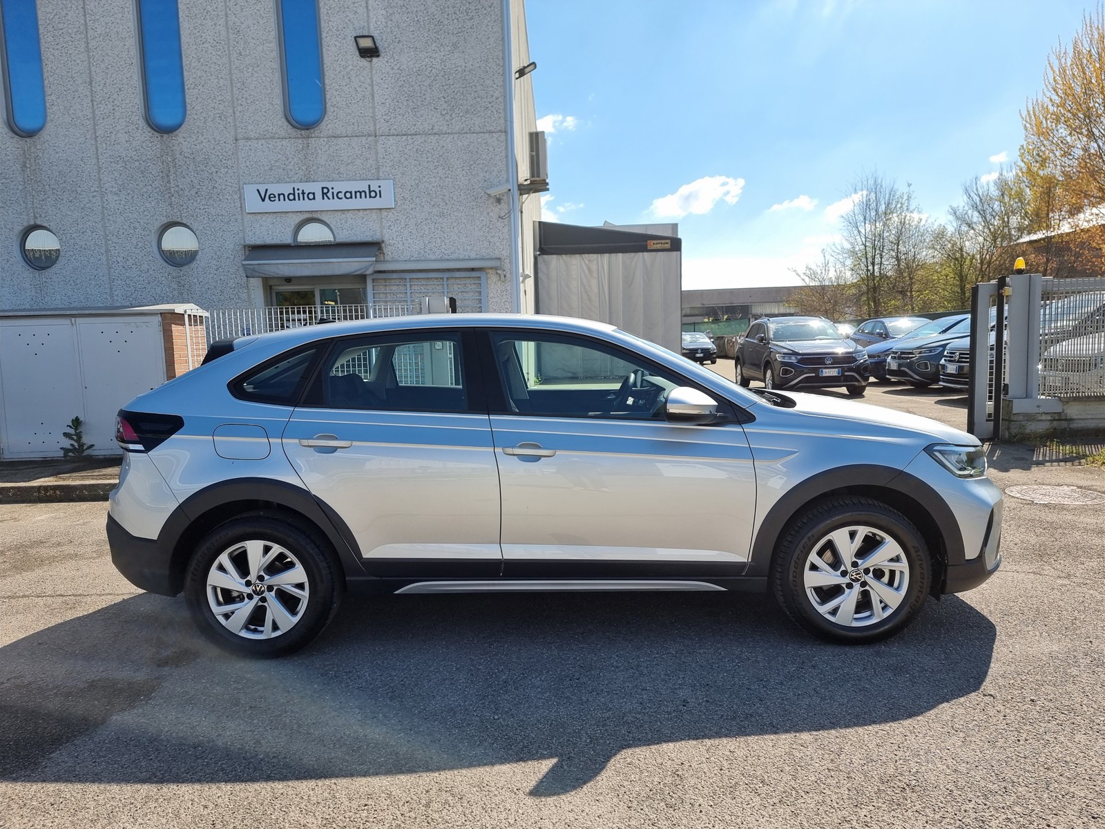 2 - Volkswagen Taigo 1.0 tsi 115cv life