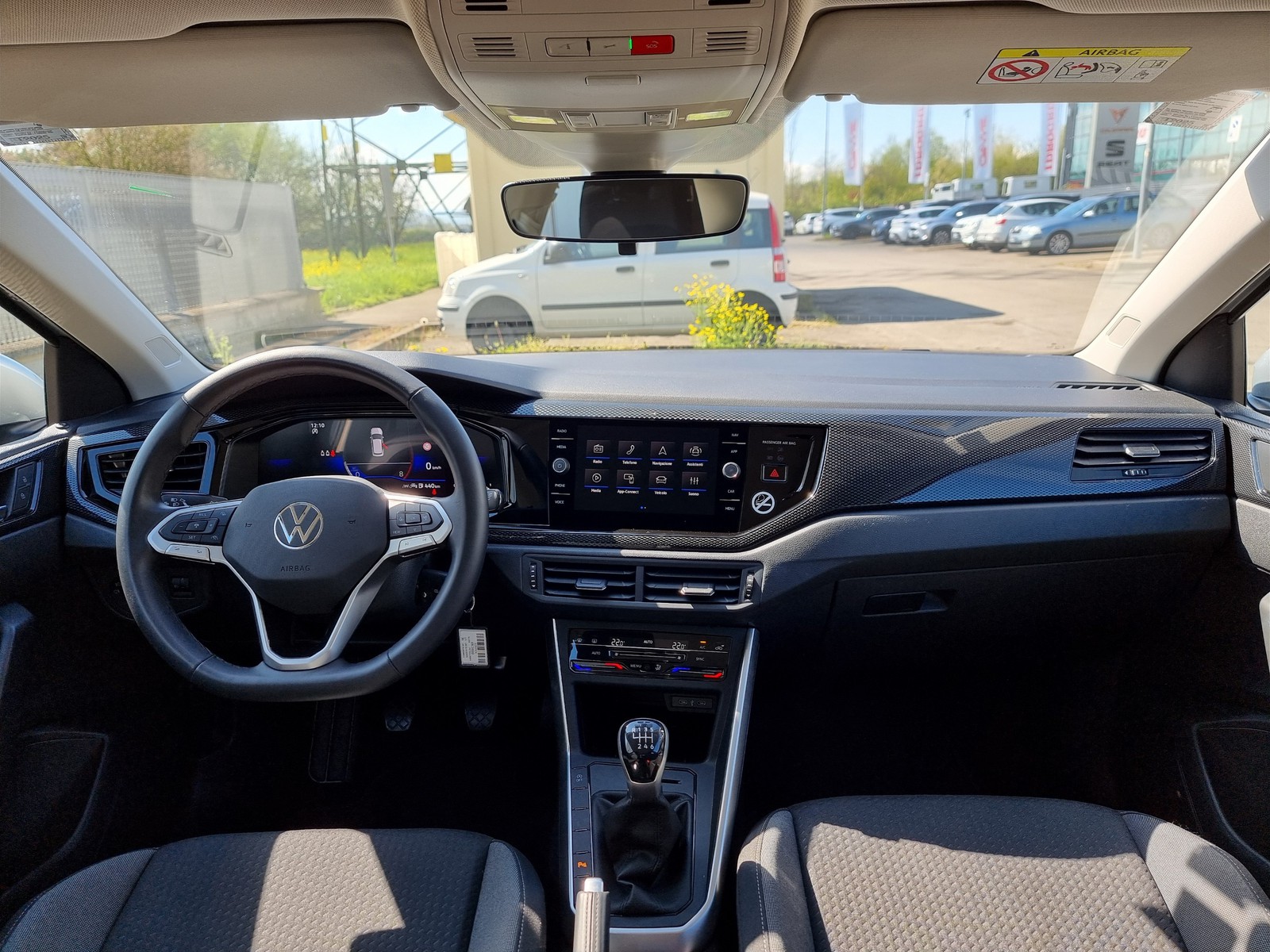 14 - Volkswagen Taigo 1.0 tsi 115cv life