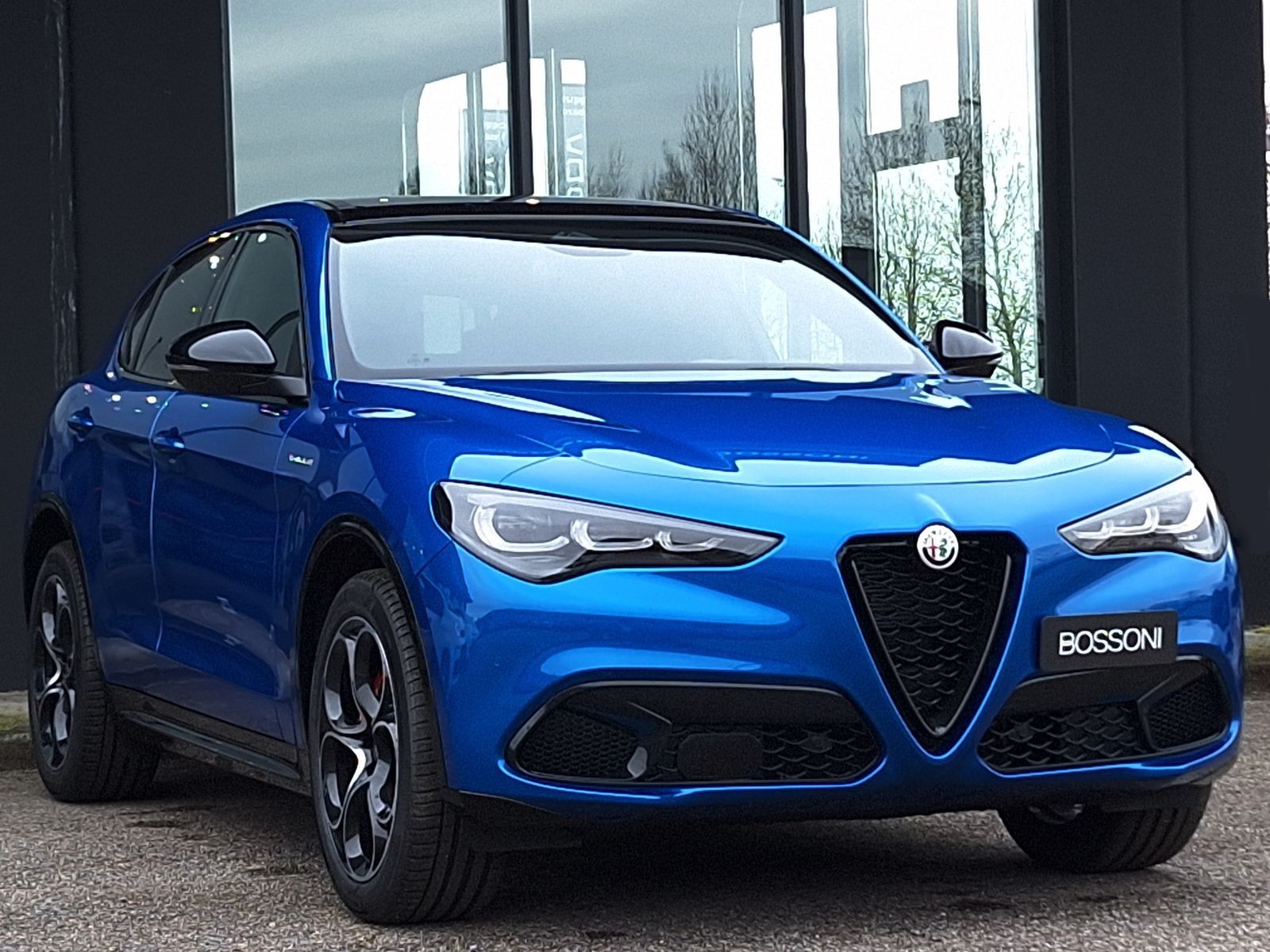 3 - Alfa Romeo Stelvio 2.2 turbo 210cv veloce q4 at8