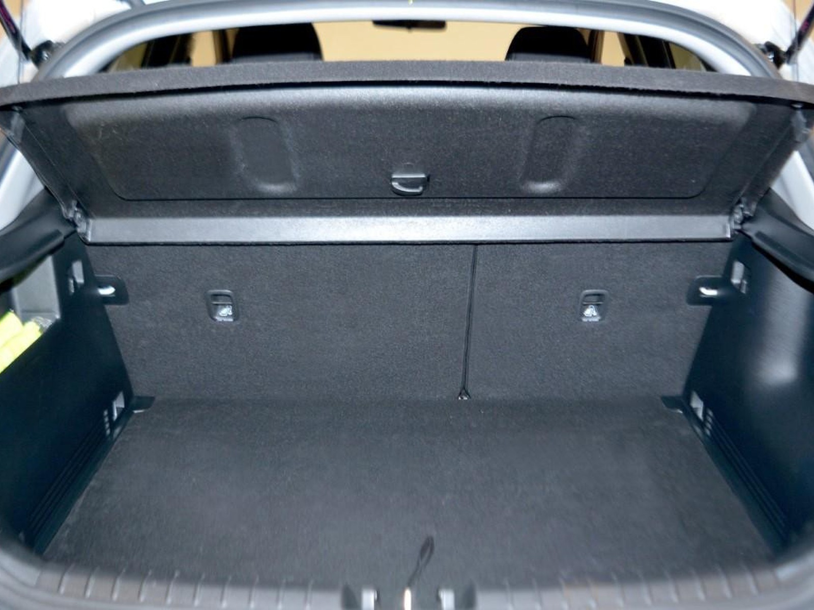 14 - Kia Stonic 1.2 mpi 79cv style