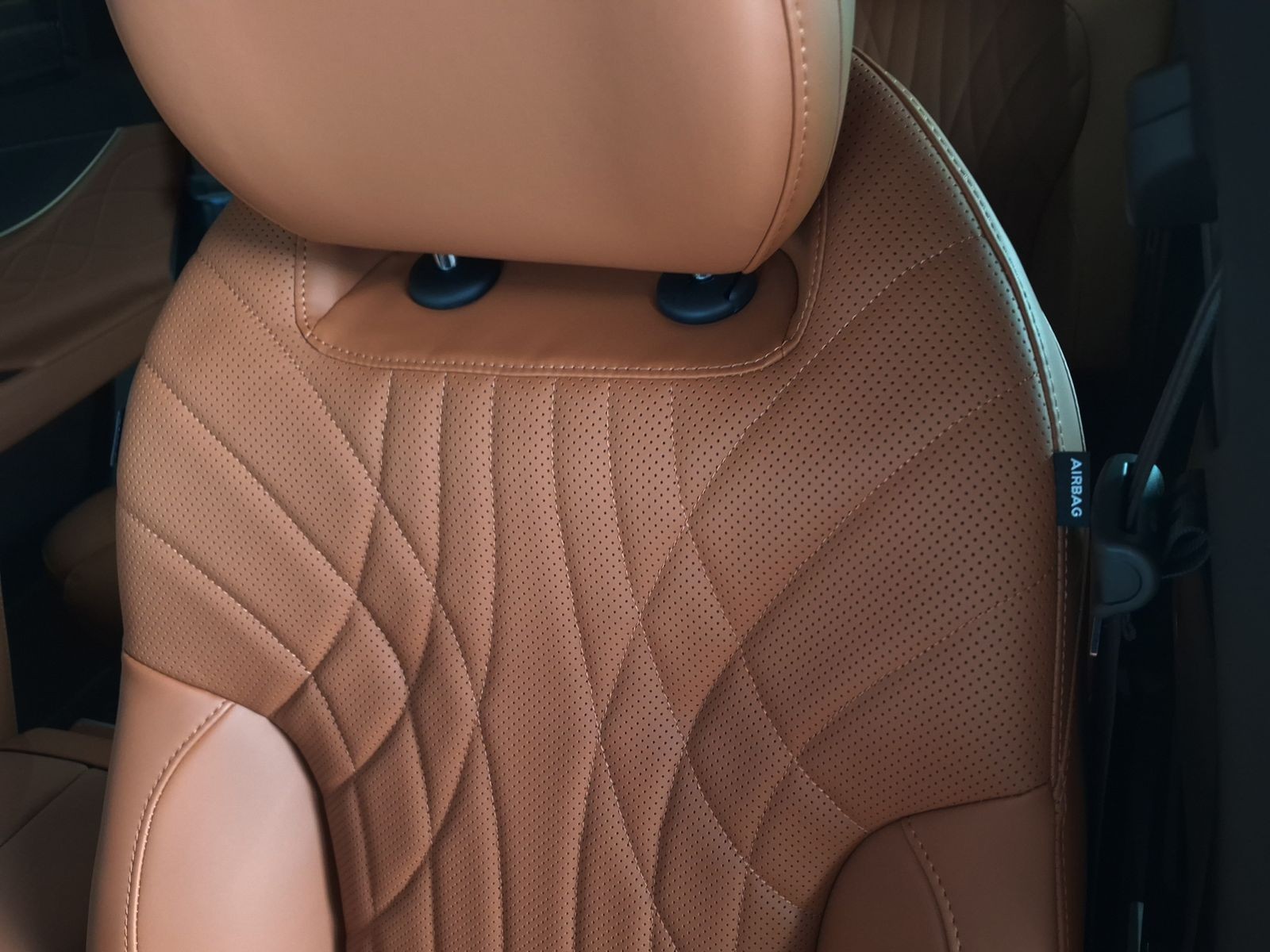 23 - Jaecoo 8 JAECOO SHS-P PHEV 1.5TGDI - Trazione AWD DHT3 Exclusive AWD - Interni Cuoio