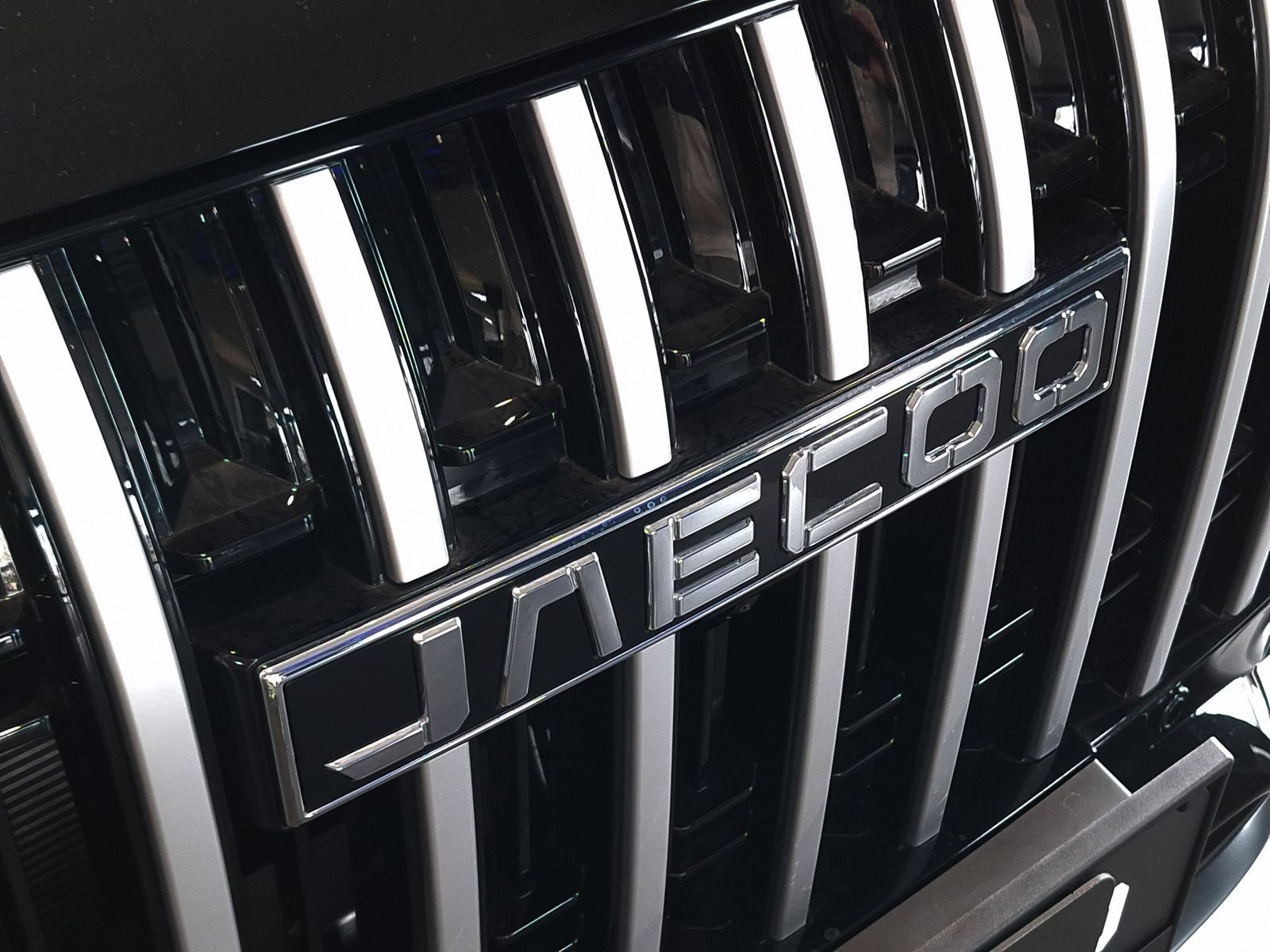 26 - Jaecoo 8 JAECOO SHS-P PHEV 1.5TGDI - Trazione AWD DHT3 Exclusive AWD - Interni Cuoio