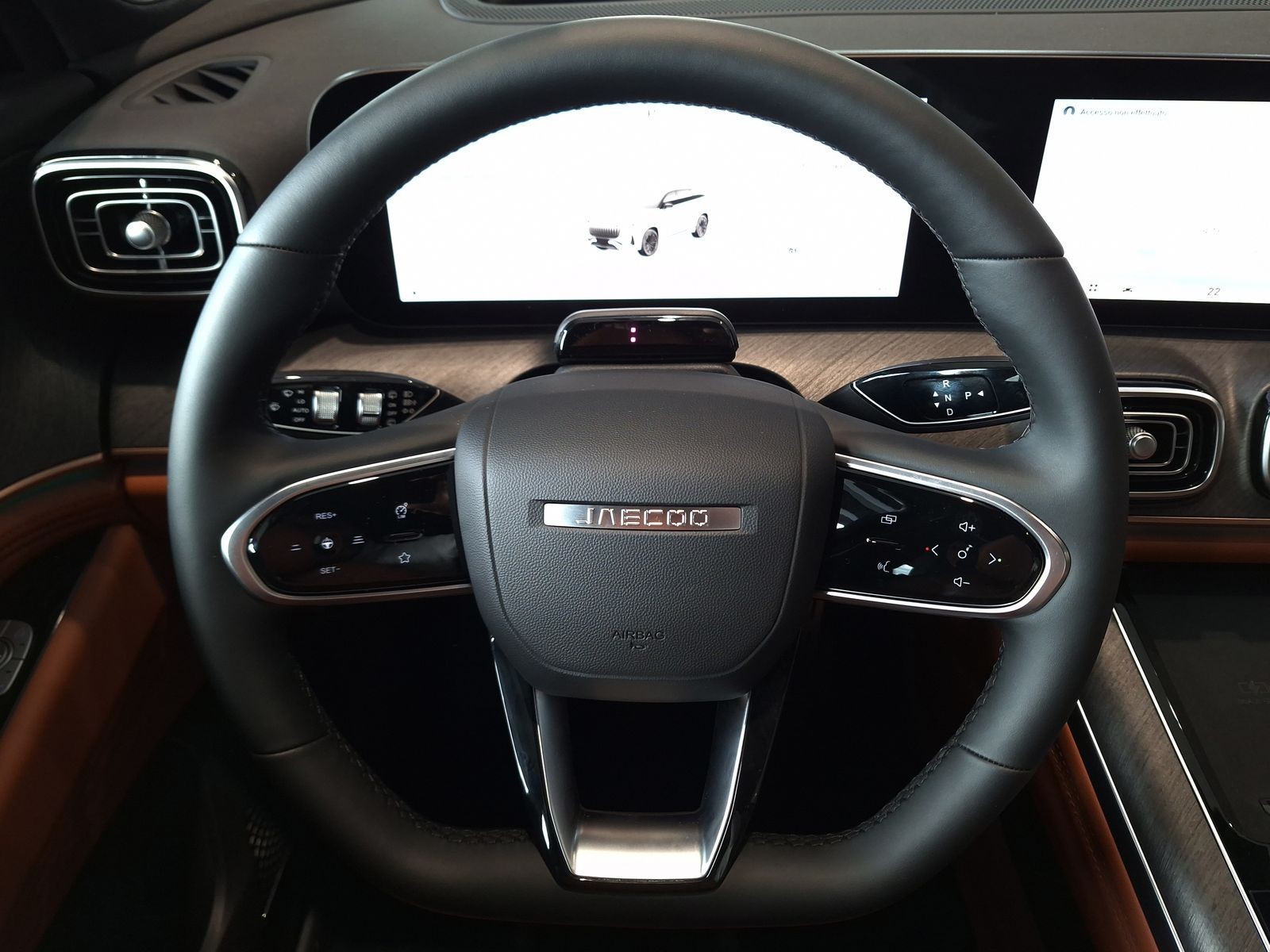 10 - Jaecoo 8 JAECOO SHS-P PHEV 1.5TGDI - Trazione AWD DHT3 Exclusive AWD - Interni Cuoio