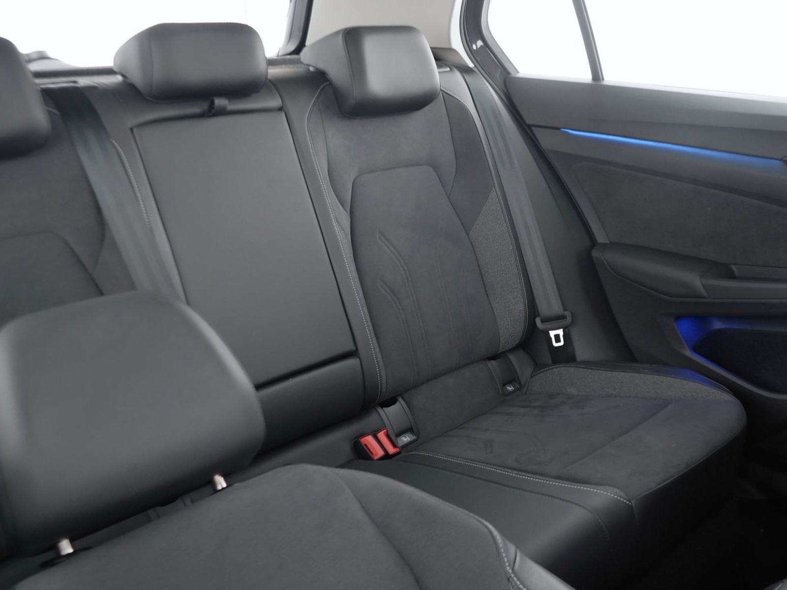21 - Volkswagen Golf 2.0 tdi scr 150cv style dsg