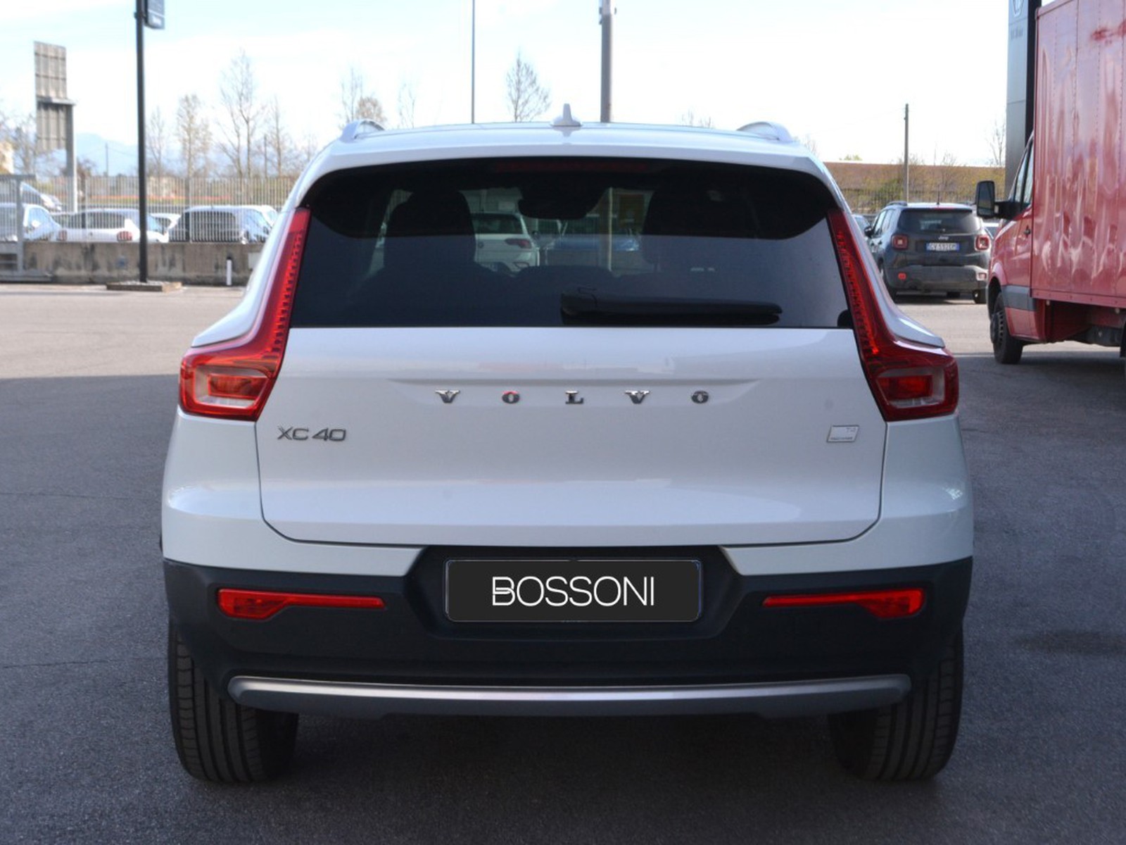 5 - Volvo XC40 1.5 t4 recharge plug-in-hybrid inscription geartronic my21