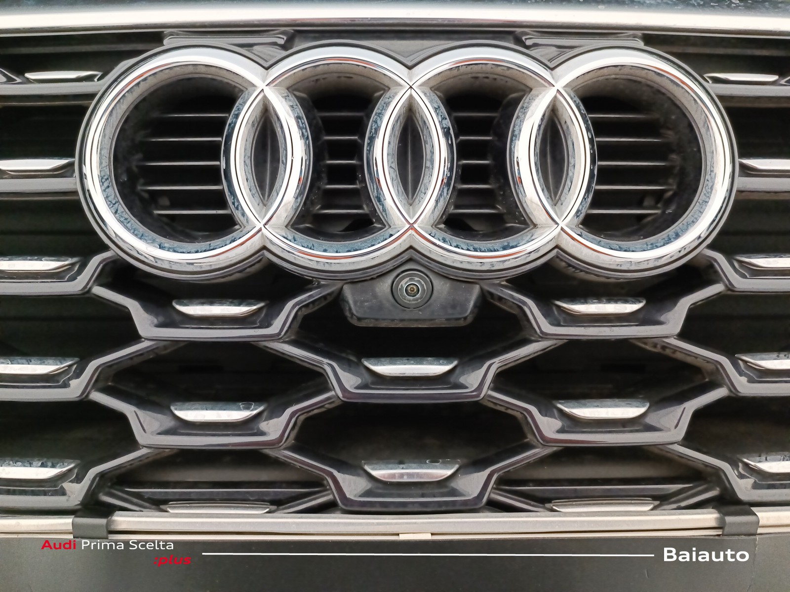 32 - Audi Q3 sportback 35 2.0 tdi s line edition s tronic