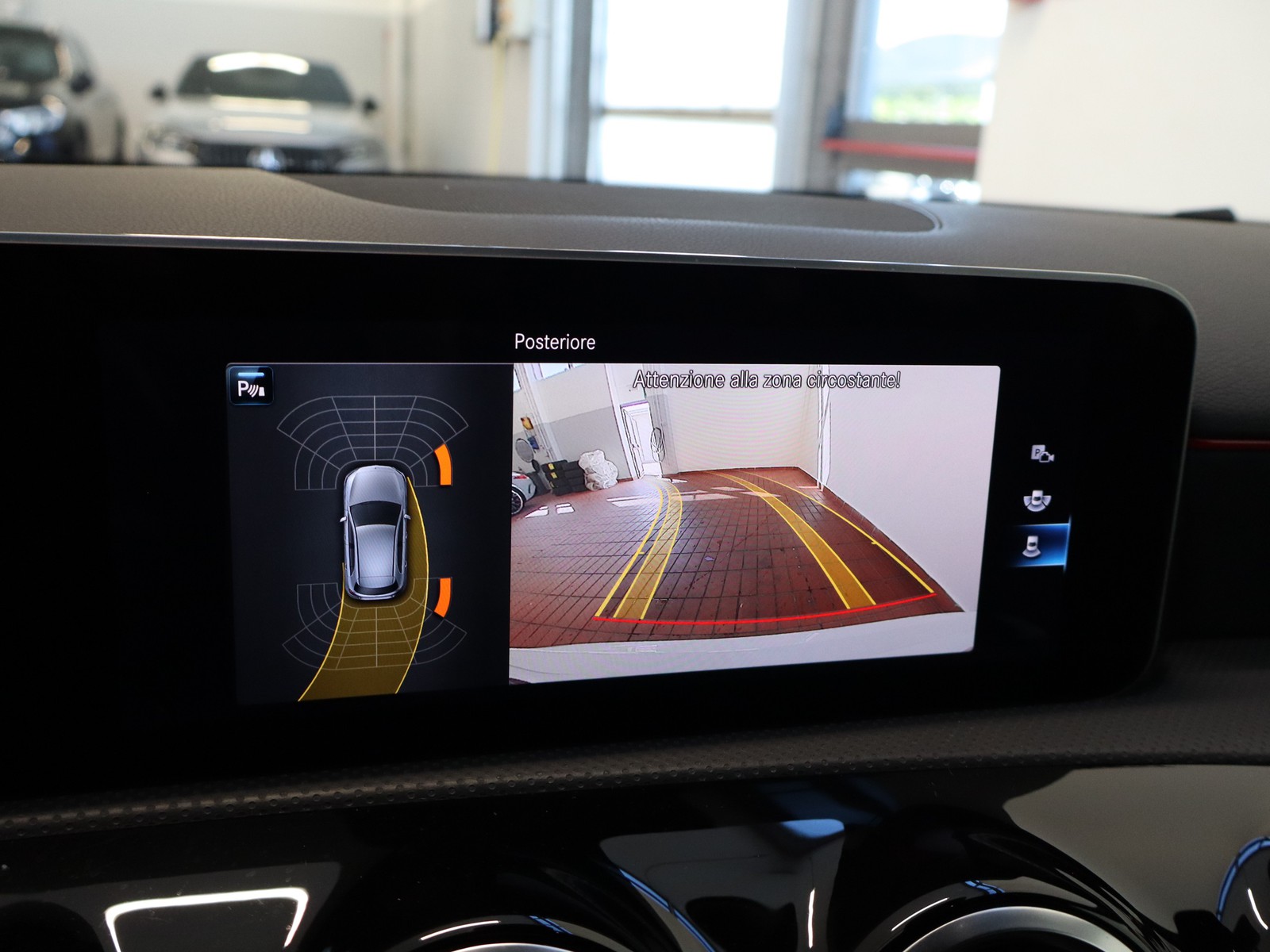 11 - Mercedes Classe A 180 premium 7g-dct