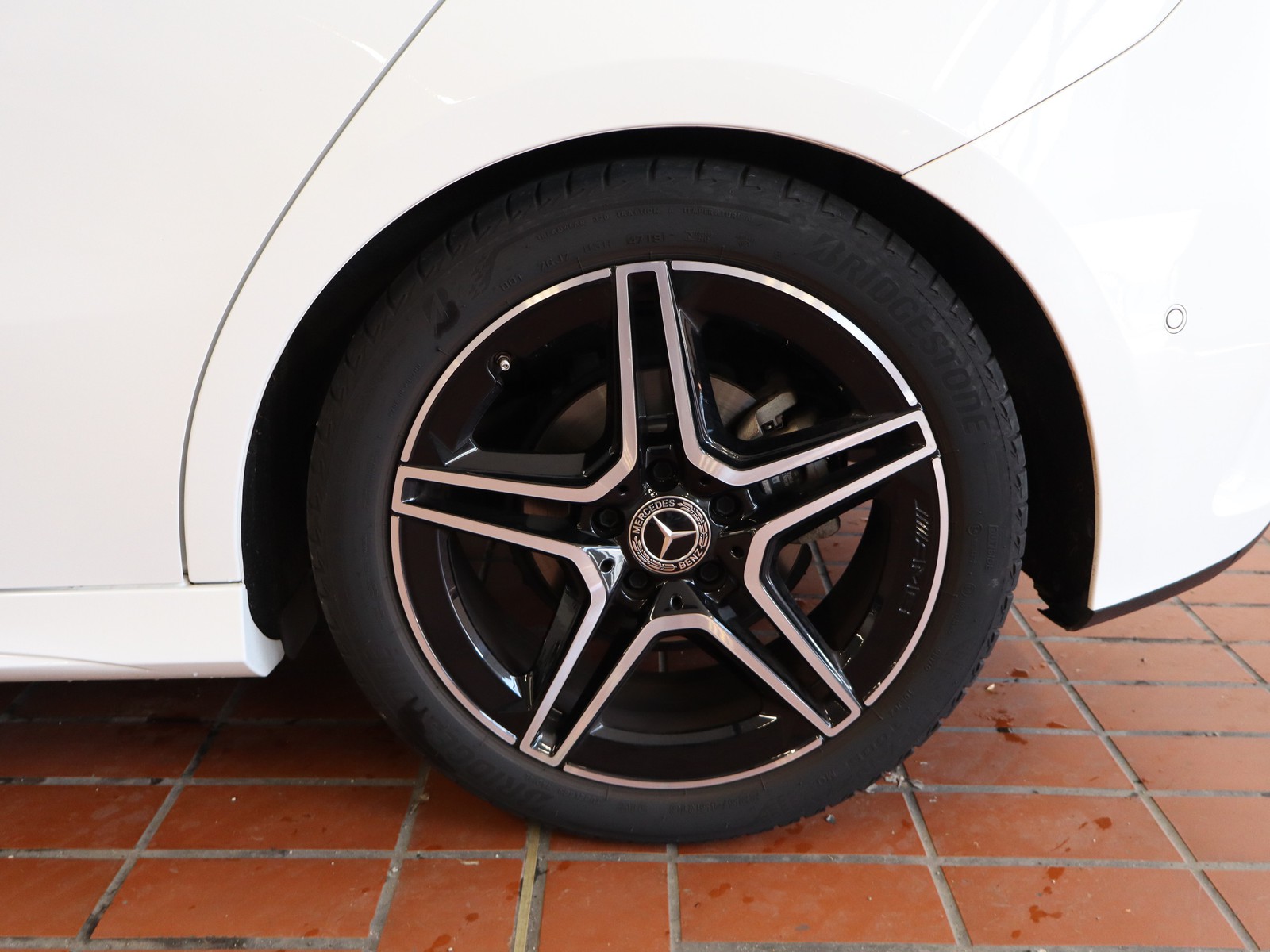 4 - Mercedes Classe A 180 premium 7g-dct