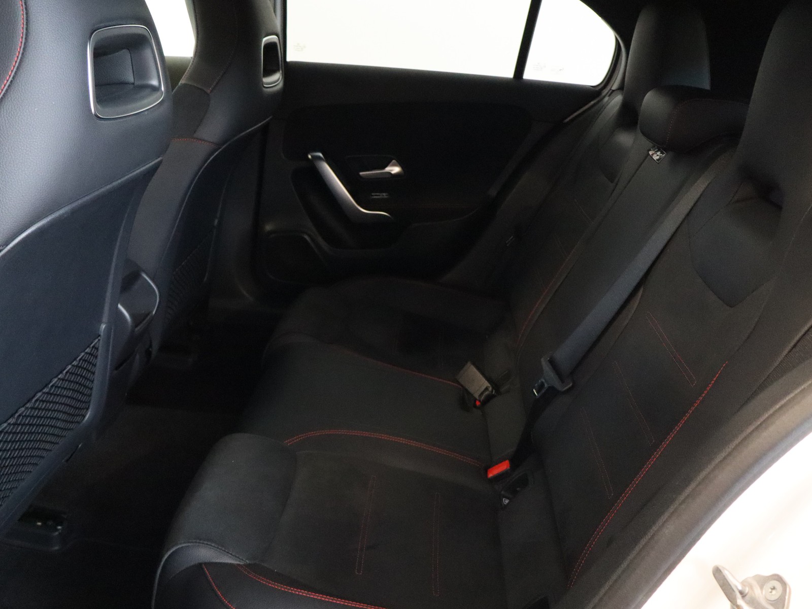 8 - Mercedes Classe A 180 premium 7g-dct