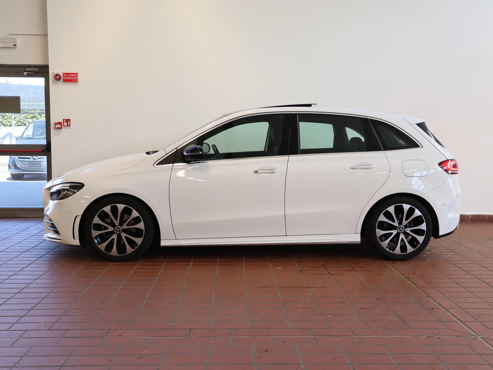 3 - Mercedes Classe B 200 d premium 8g-dct