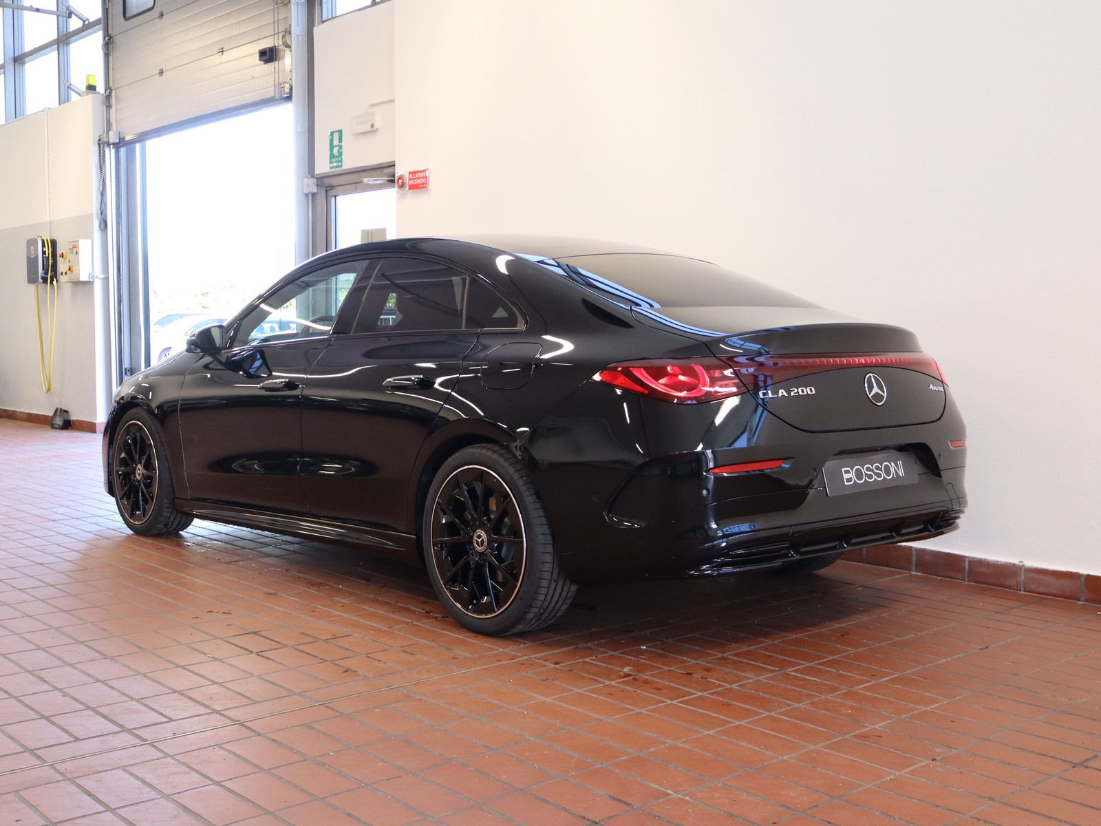 5 - Mercedes CLA 200 premium 4matic auto