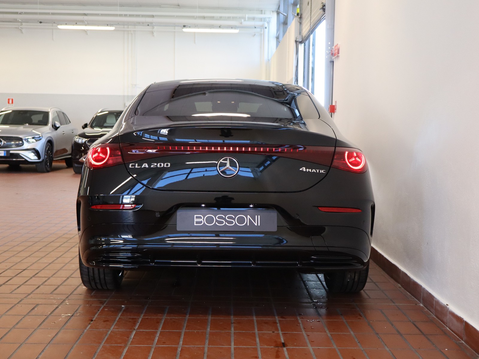 6 - Mercedes CLA 200 premium 4matic auto